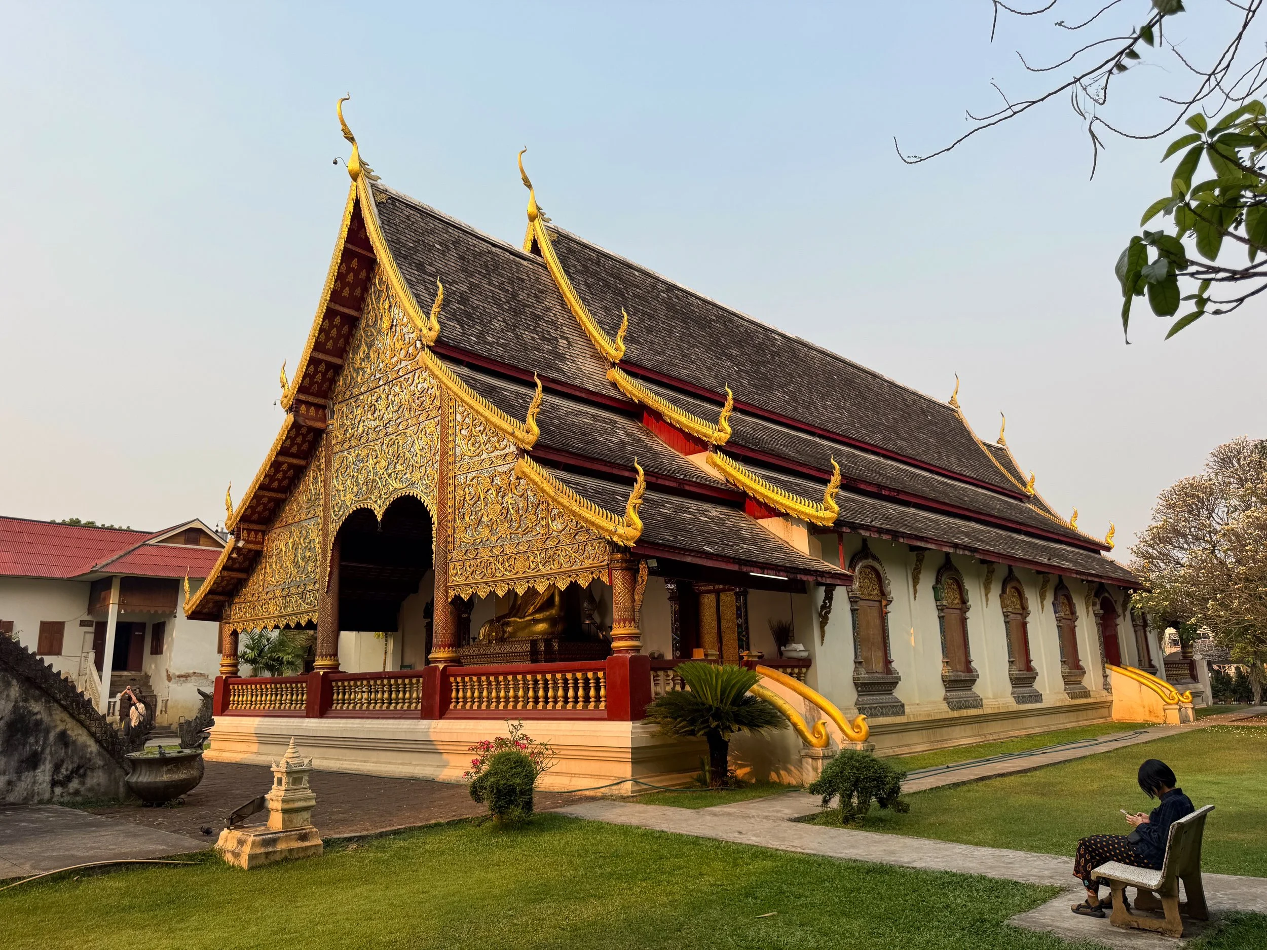 Wat_Chiang_Mun_03.jpg