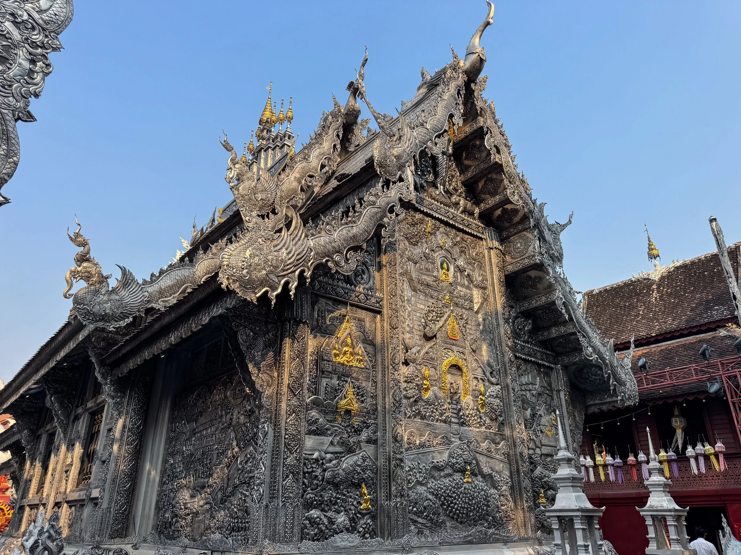 The_Silver_Pagoda_02.jpg