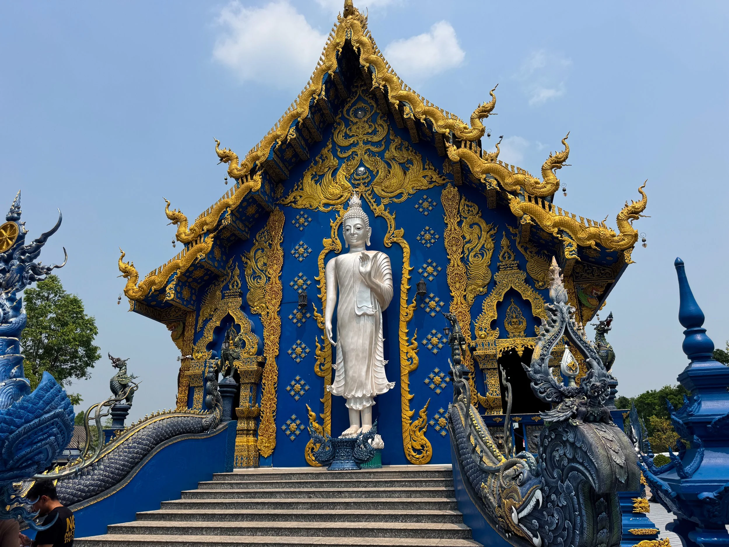 The_Blue_Temple_02.jpg