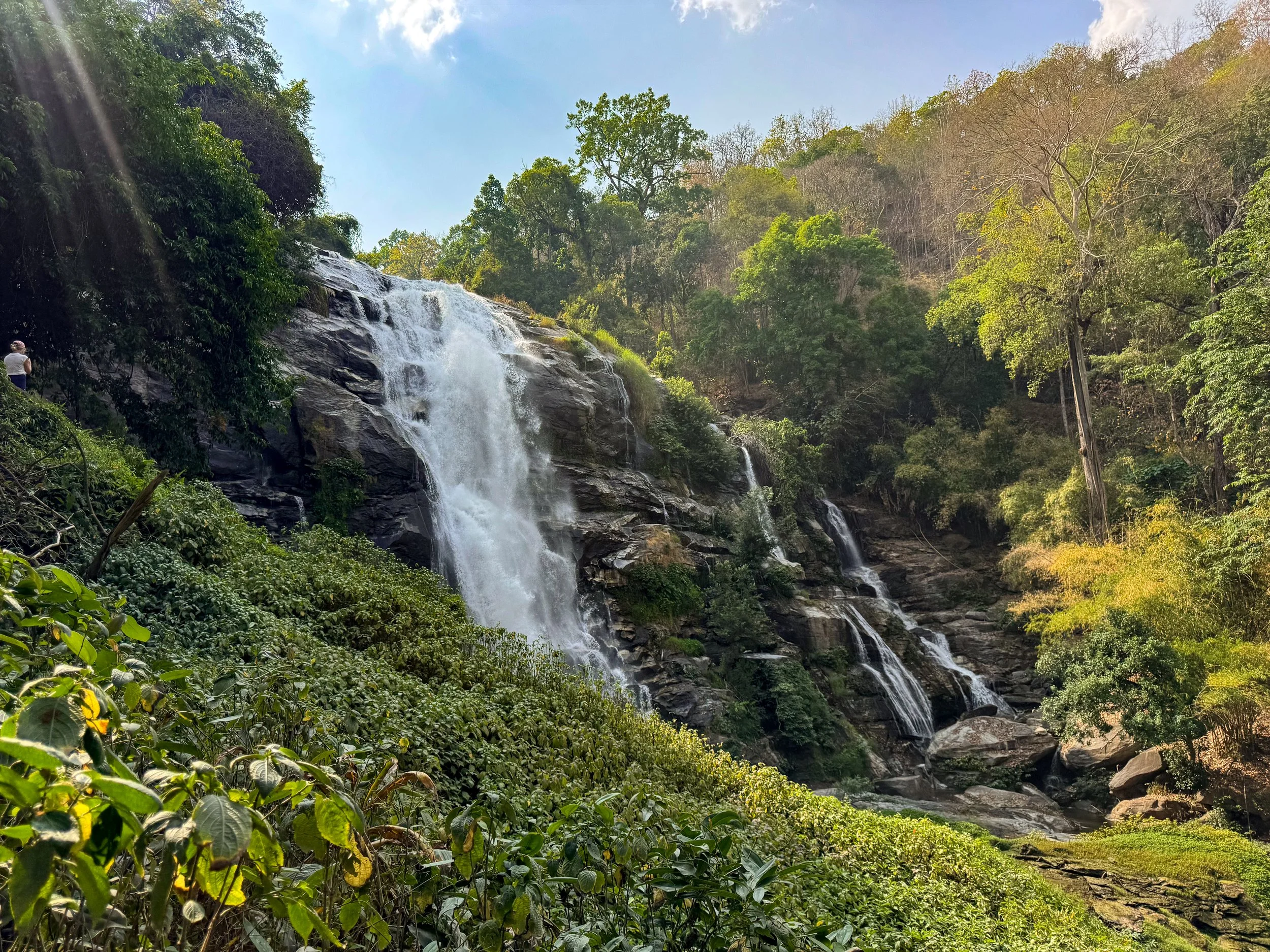 Wachirathan_Waterfall.jpg