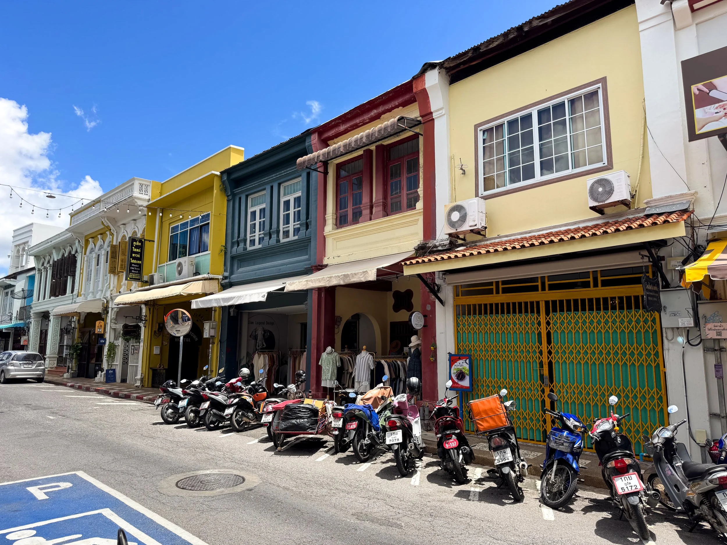 Phuket_Old_Town_02.jpg