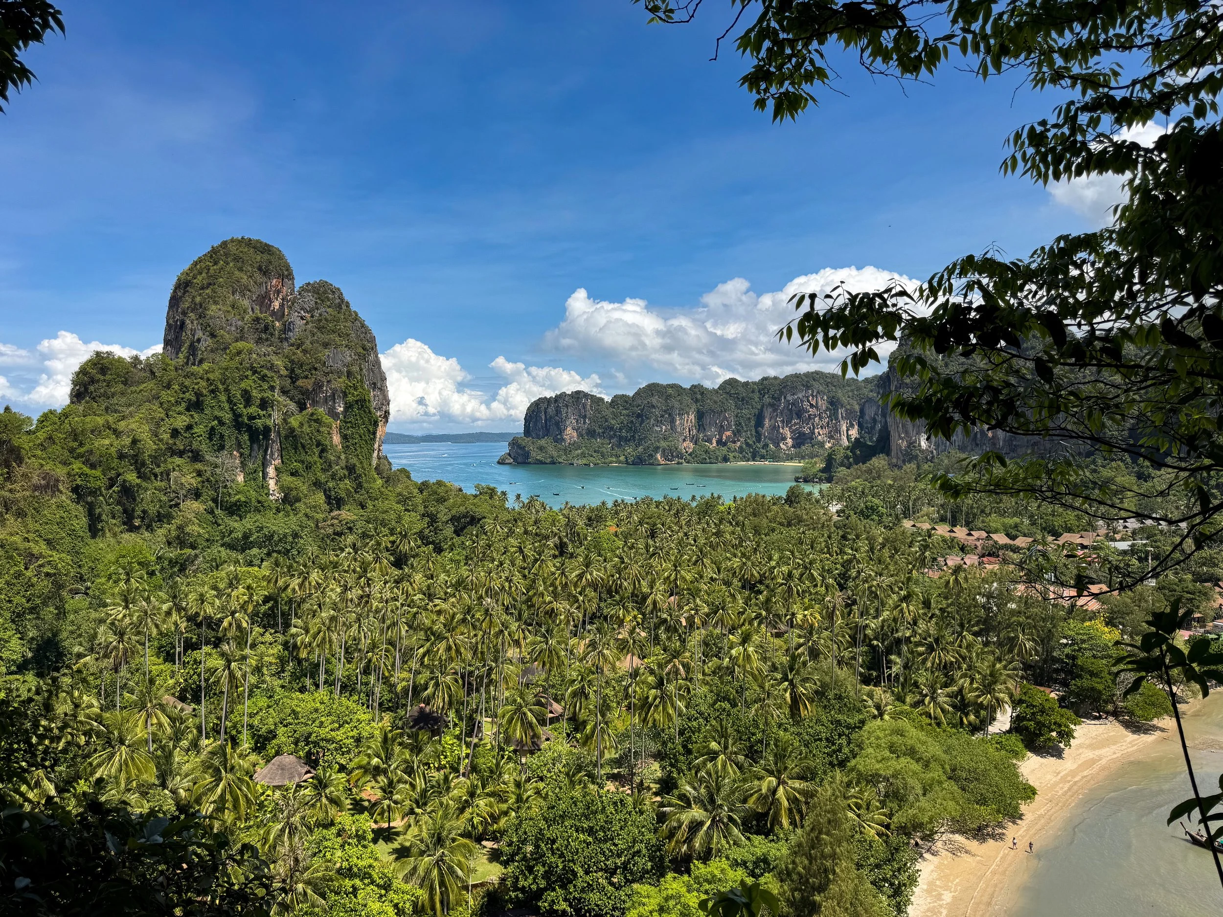 Railay_East_Viewpoint_01.jpg