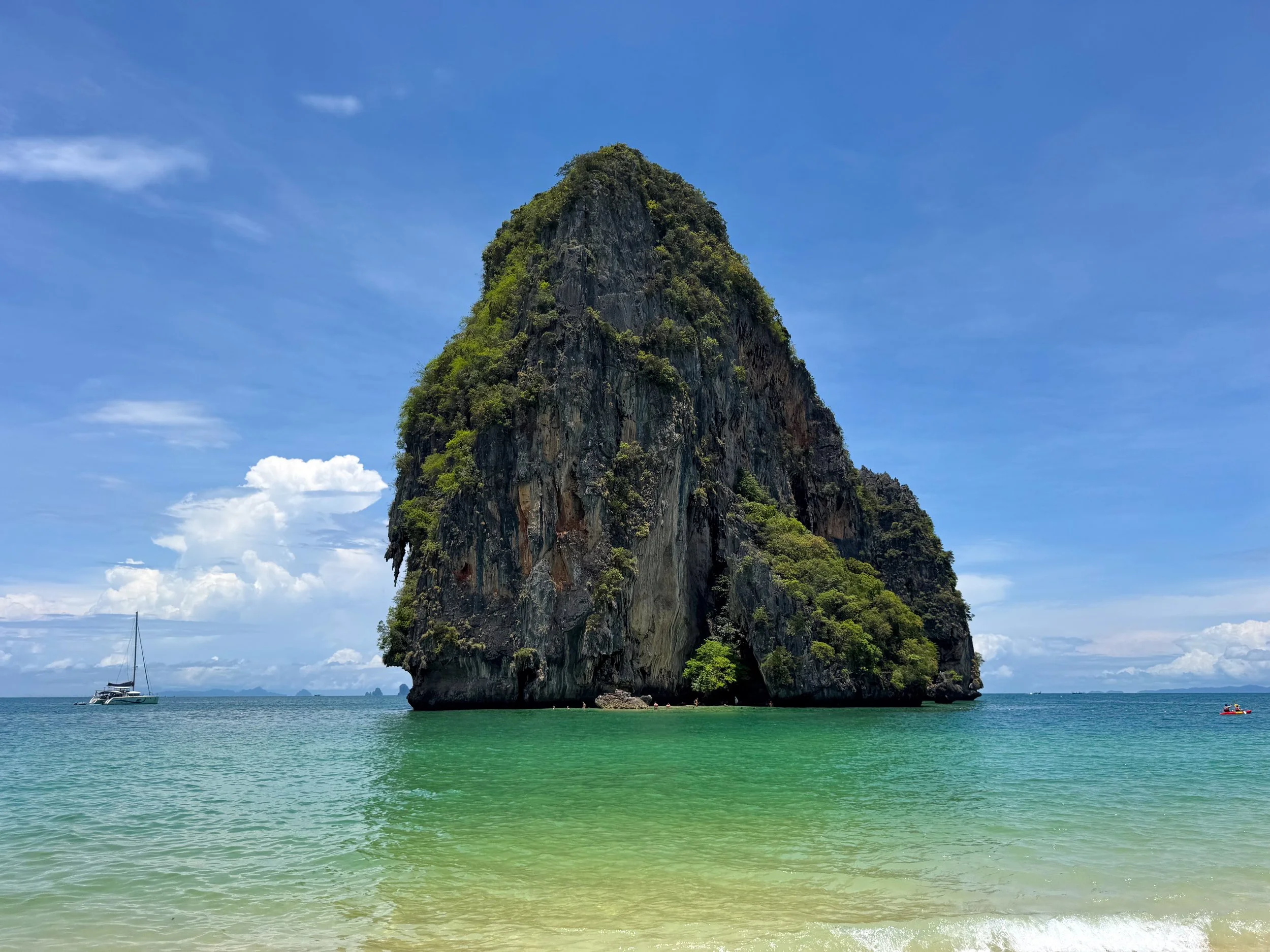 Phra_Nang_Beach_02.jpg