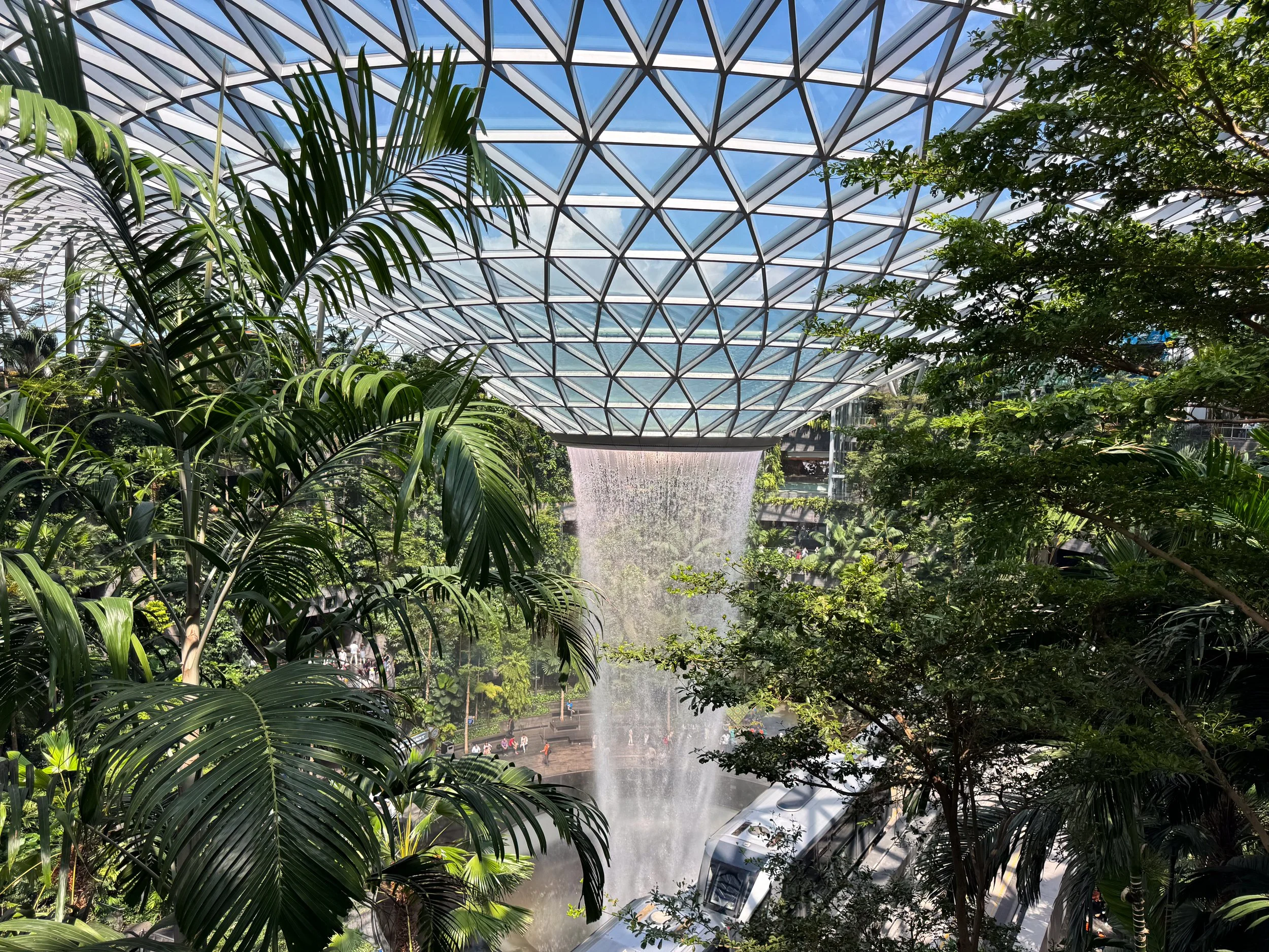 Jewel_Changi_01.jpg