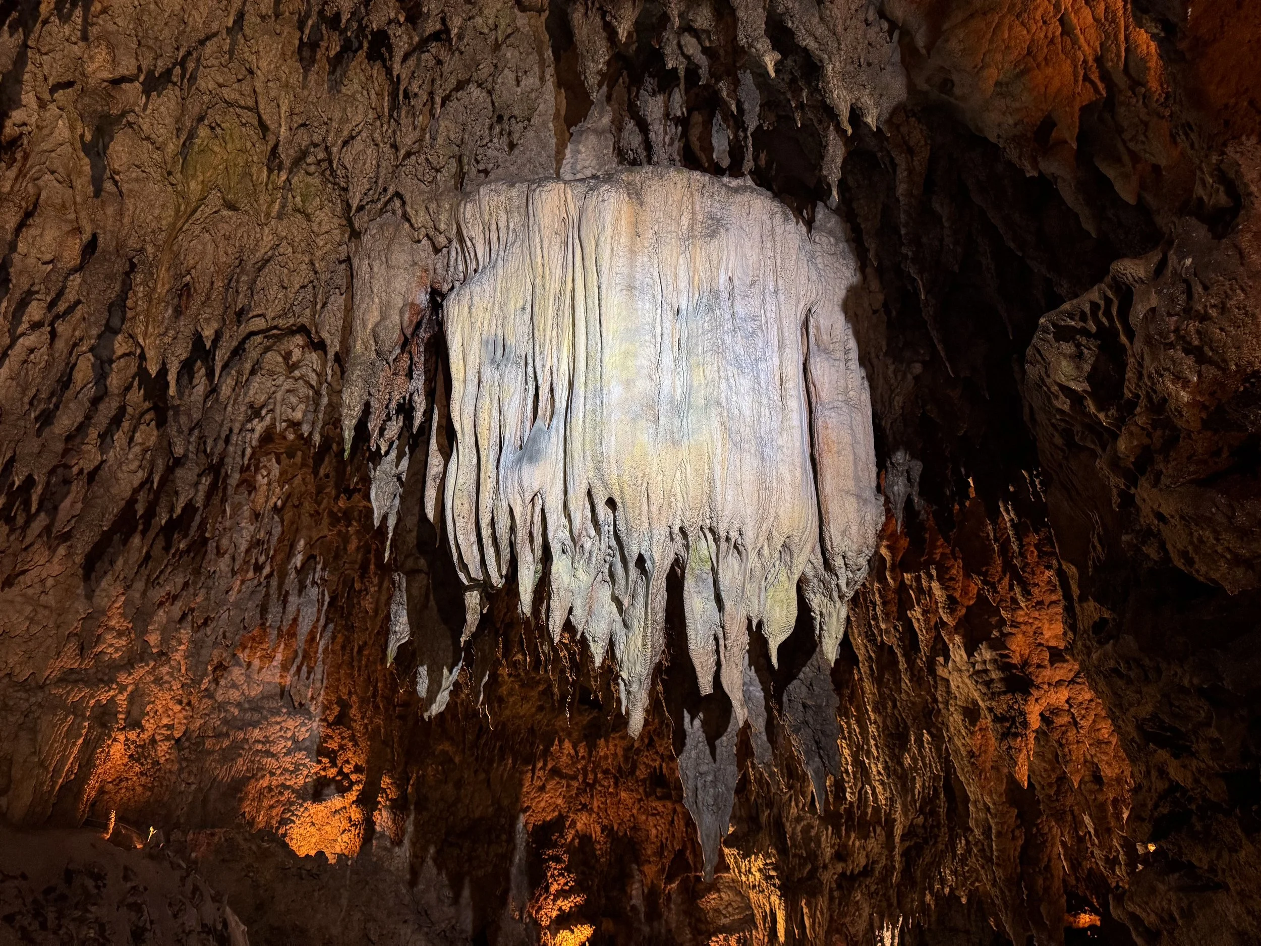 Cave_Okinawa_05.jpg