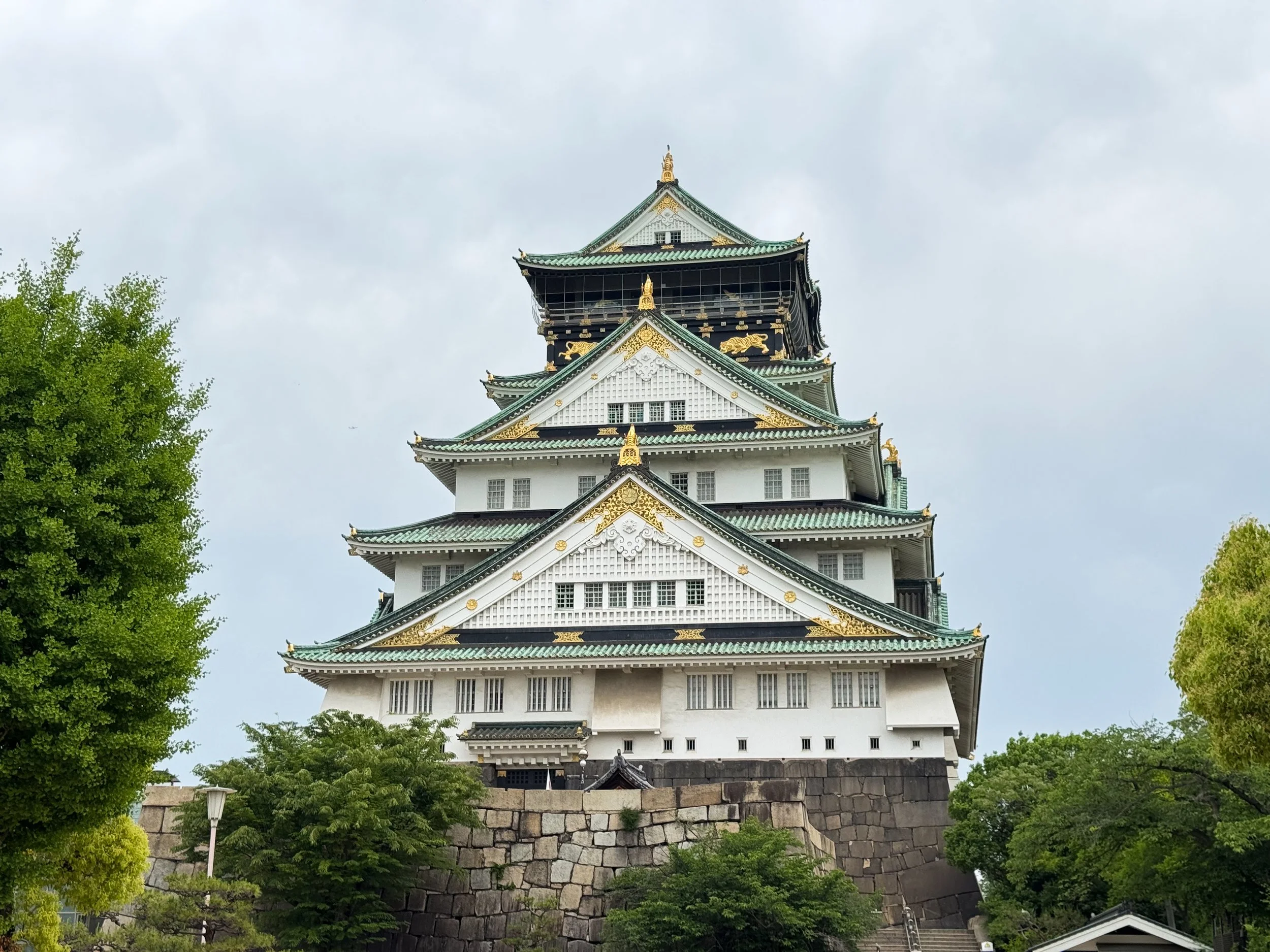 Osaka_Jo_Castle_06.jpg