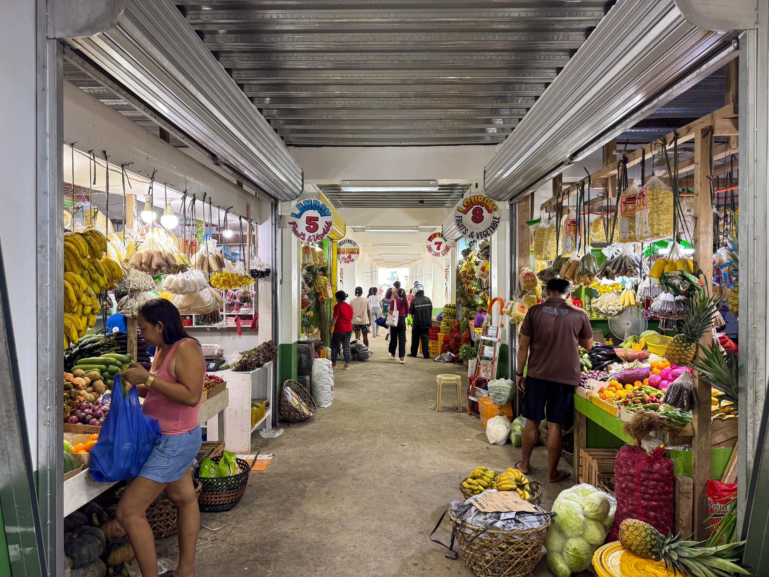 General_Luna_Community_Market_07.jpg