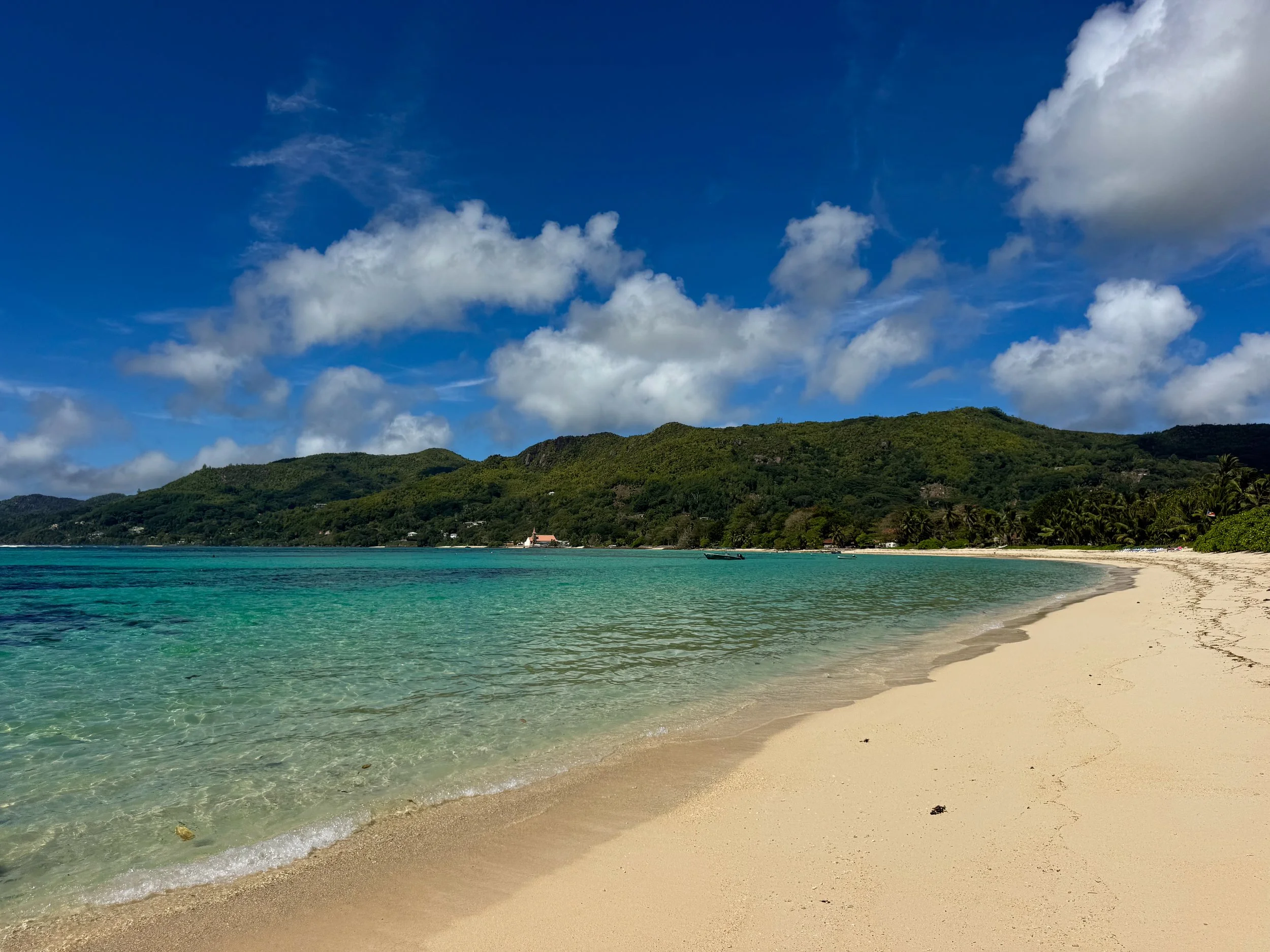 Anse_Royale_Beach_01.jpg