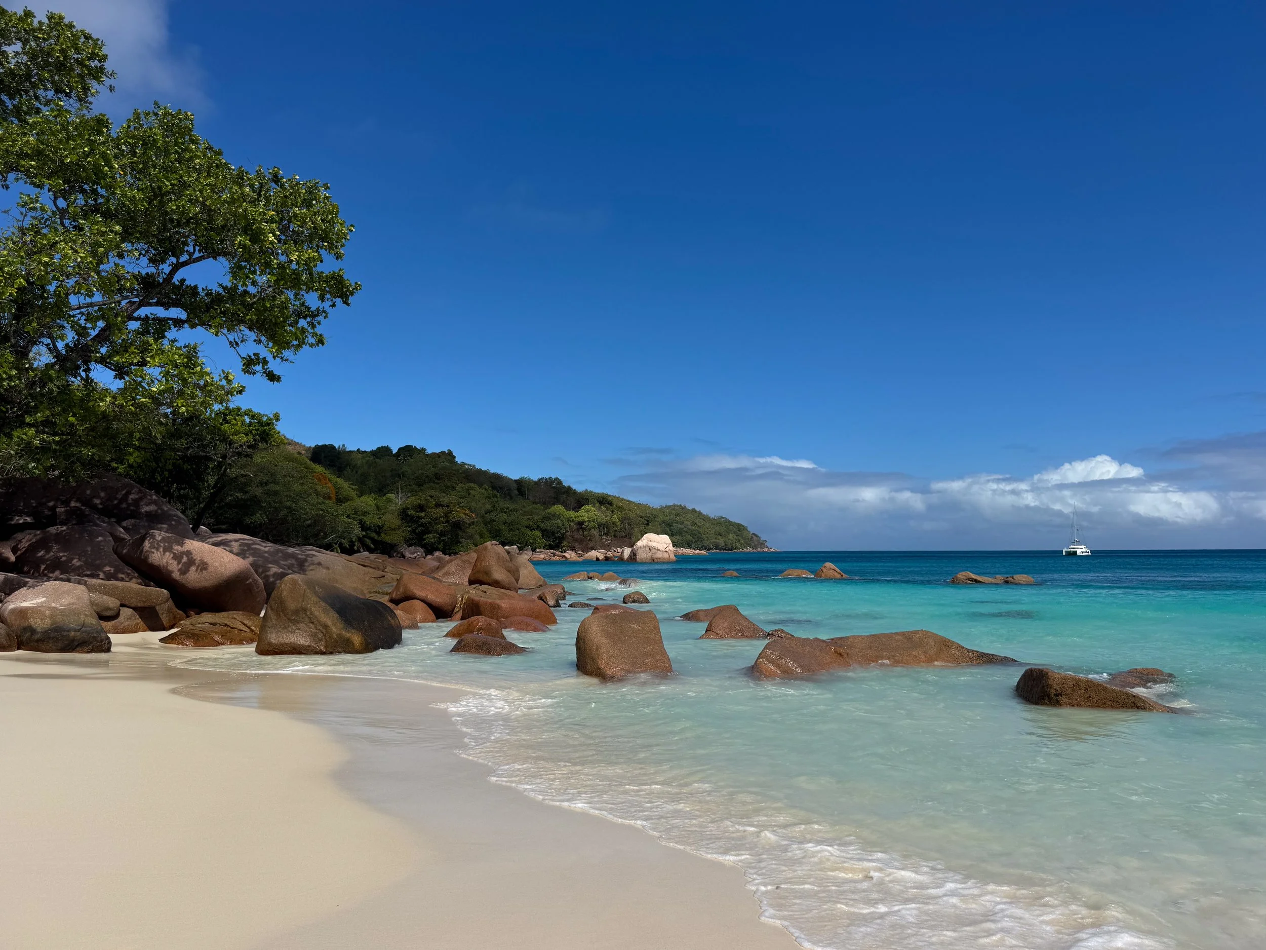 Anse_Lazio_01.jpg