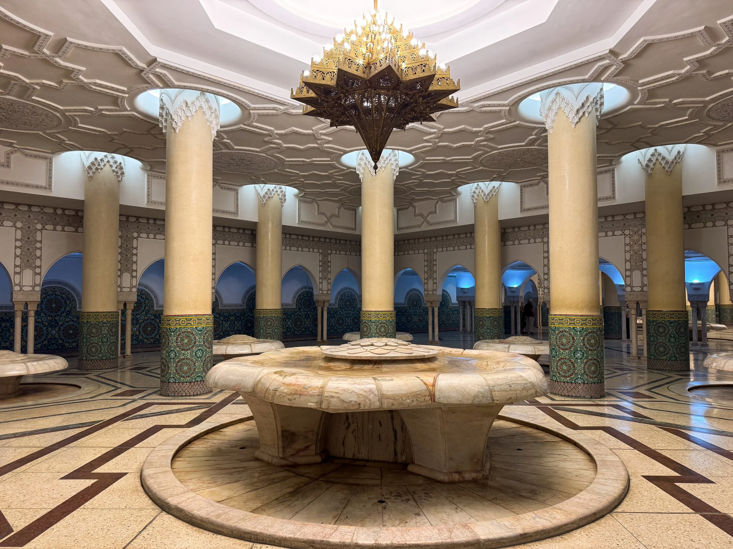 Hassan_II_Mosque_07.jpg