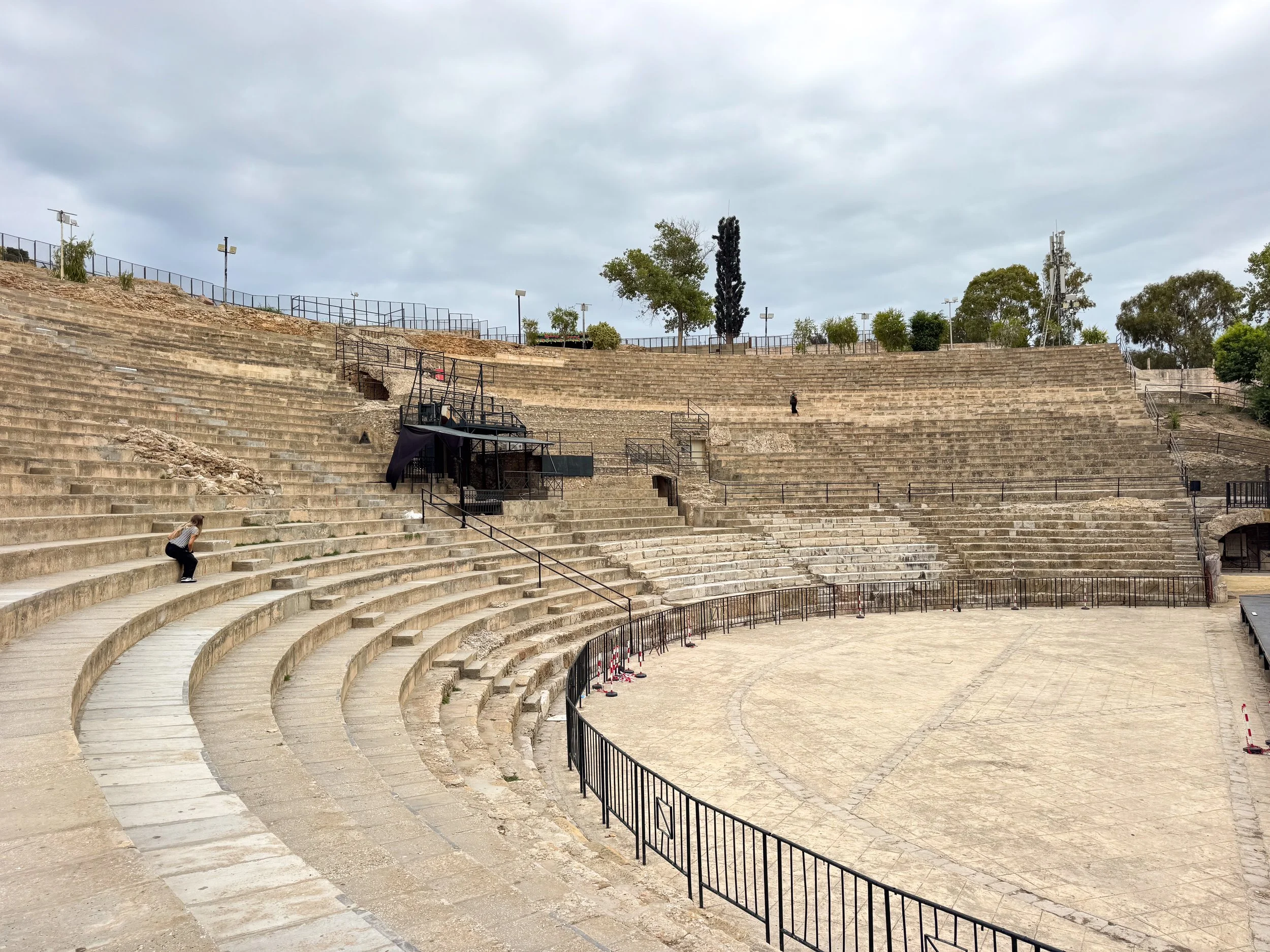 The_Roman_Theater_of_Carthage_01.jpg