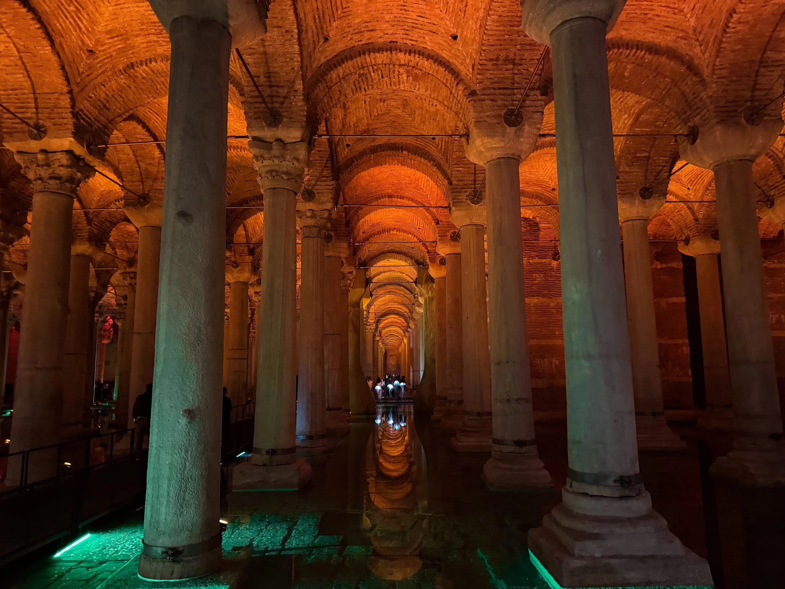 Basilica_Cistern_01.jpg