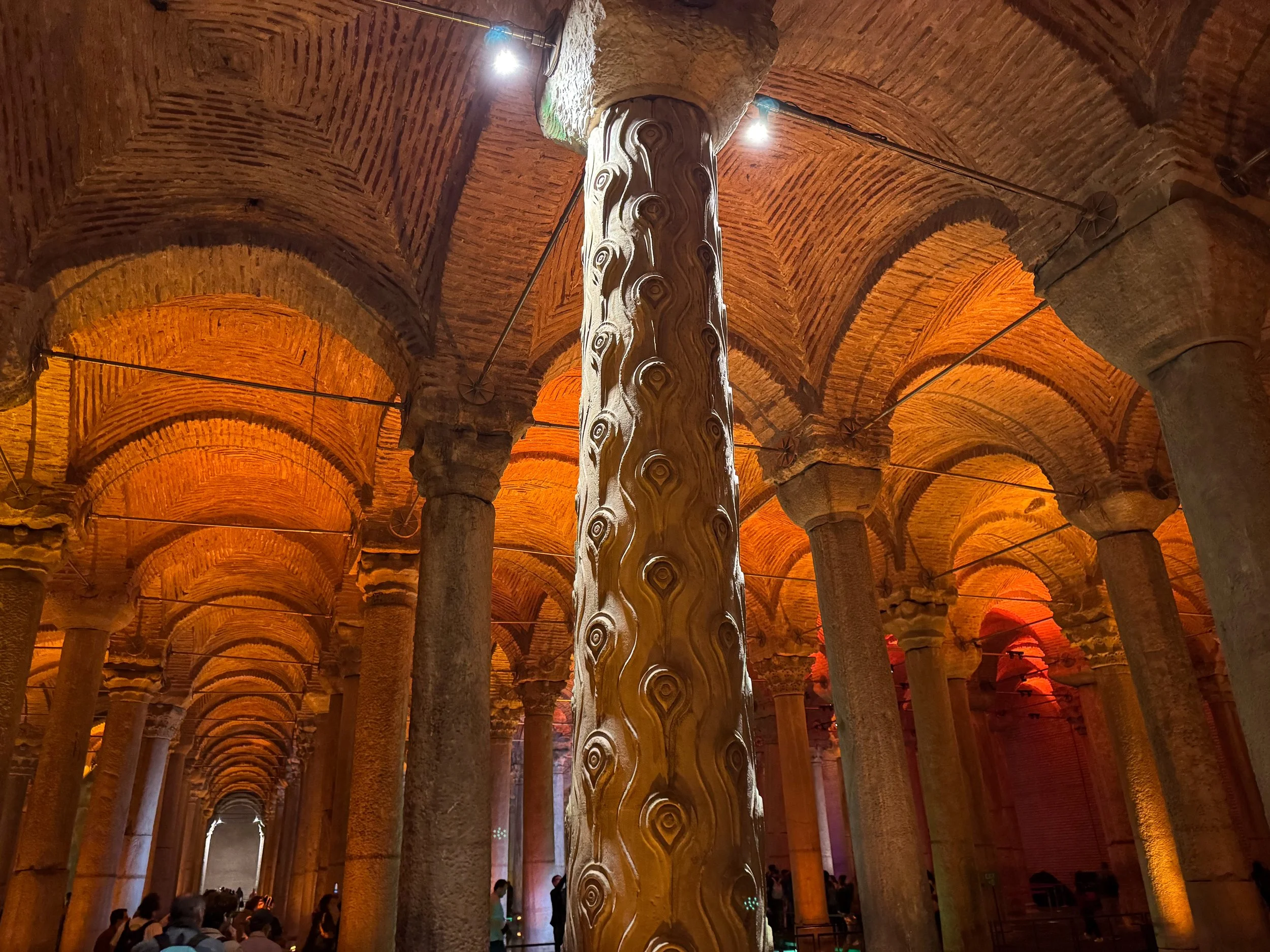 Basilica_Cistern_03.jpg