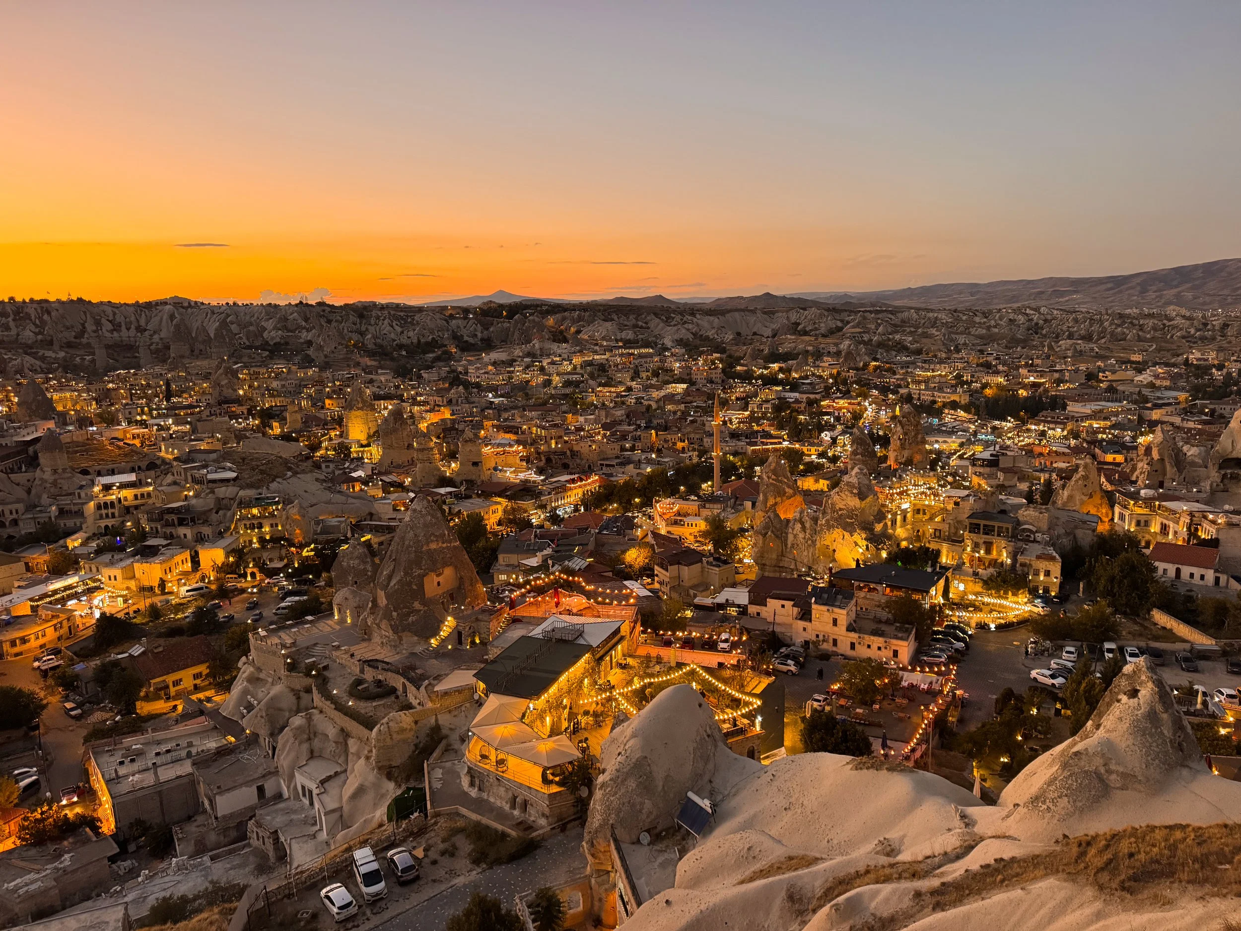 Göreme_Sunset_Viewpoint_01.jpg
