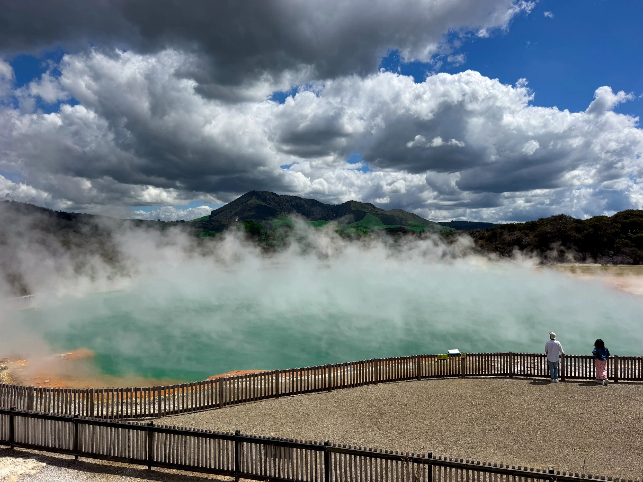Waiotapu_Thermal_Wonderland_06.jpg