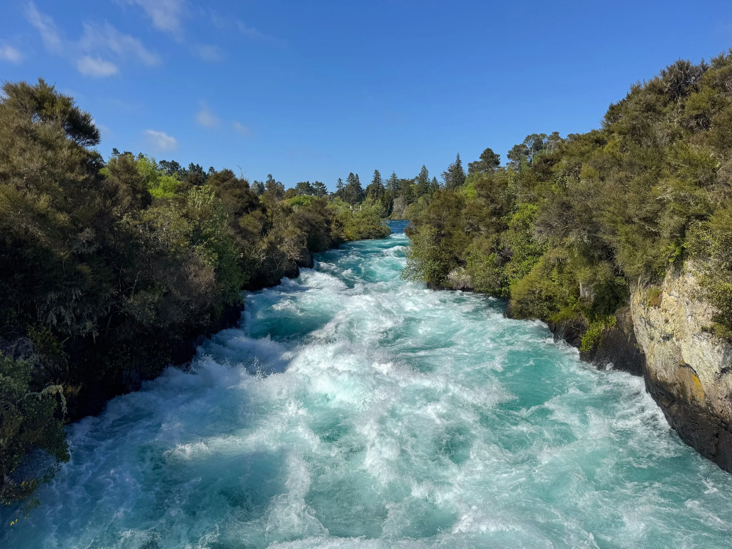 Huka_Falls_02.jpg