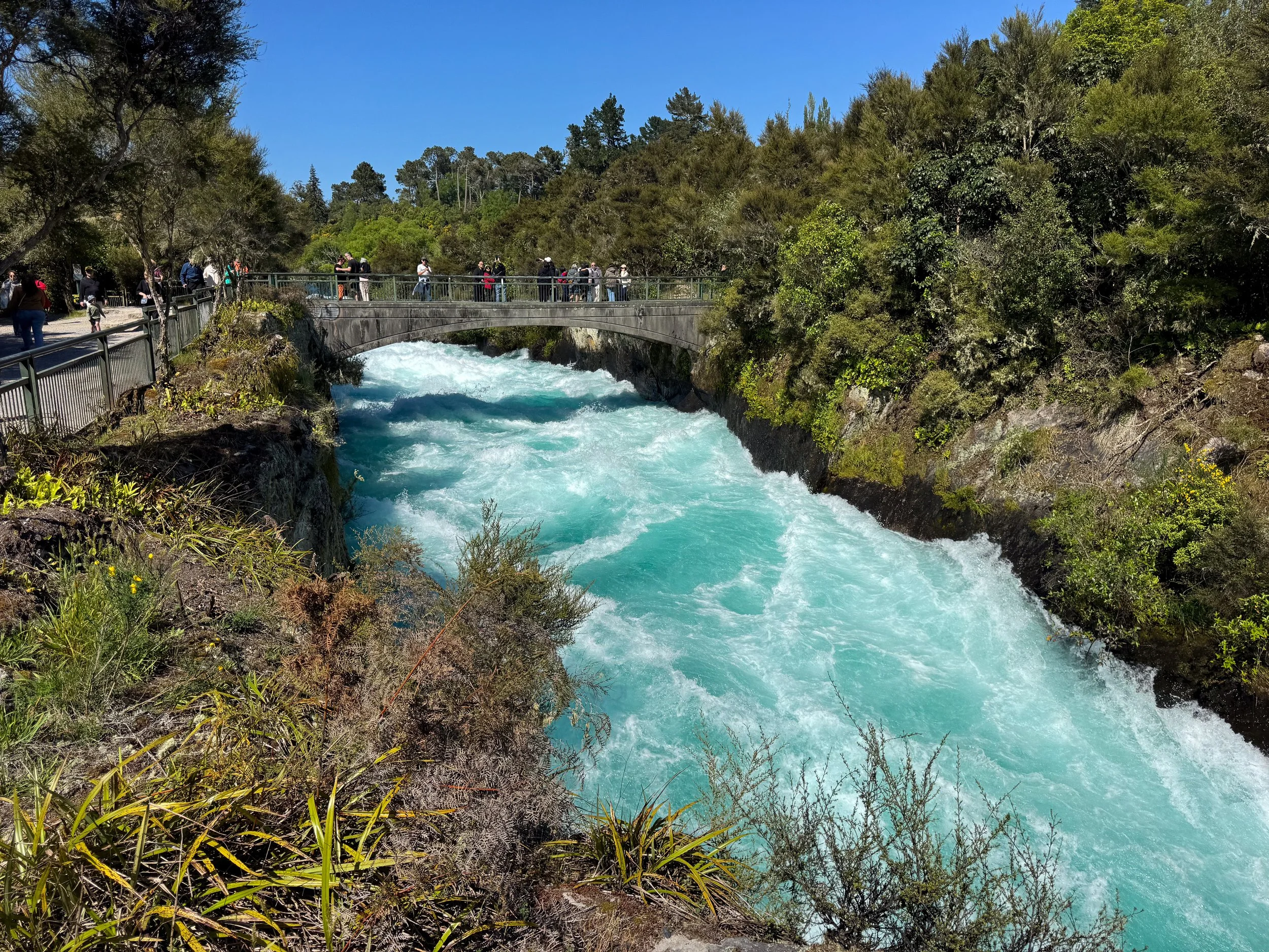 Huka_Falls_03.jpg