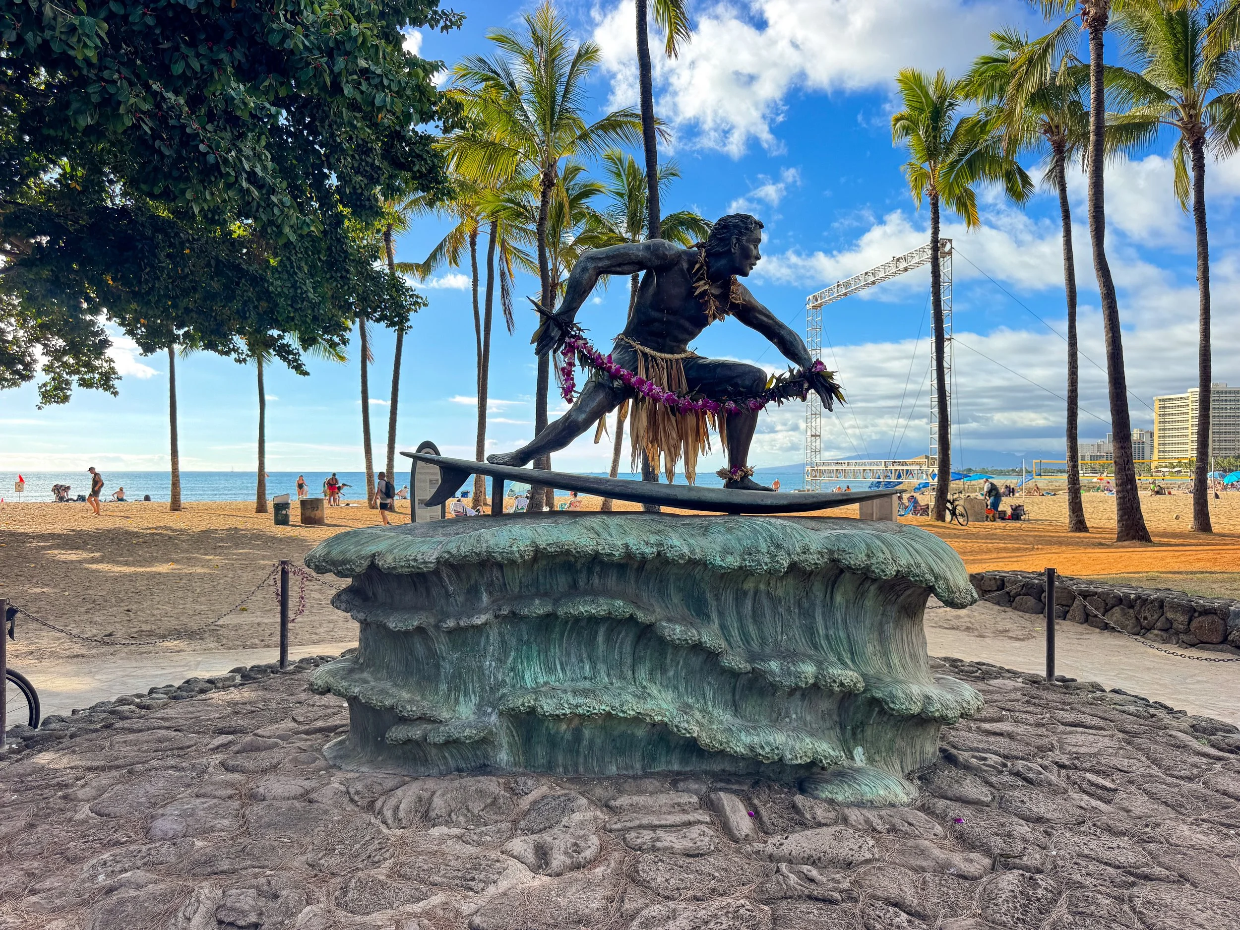 Waikiki_Beach_05.jpg