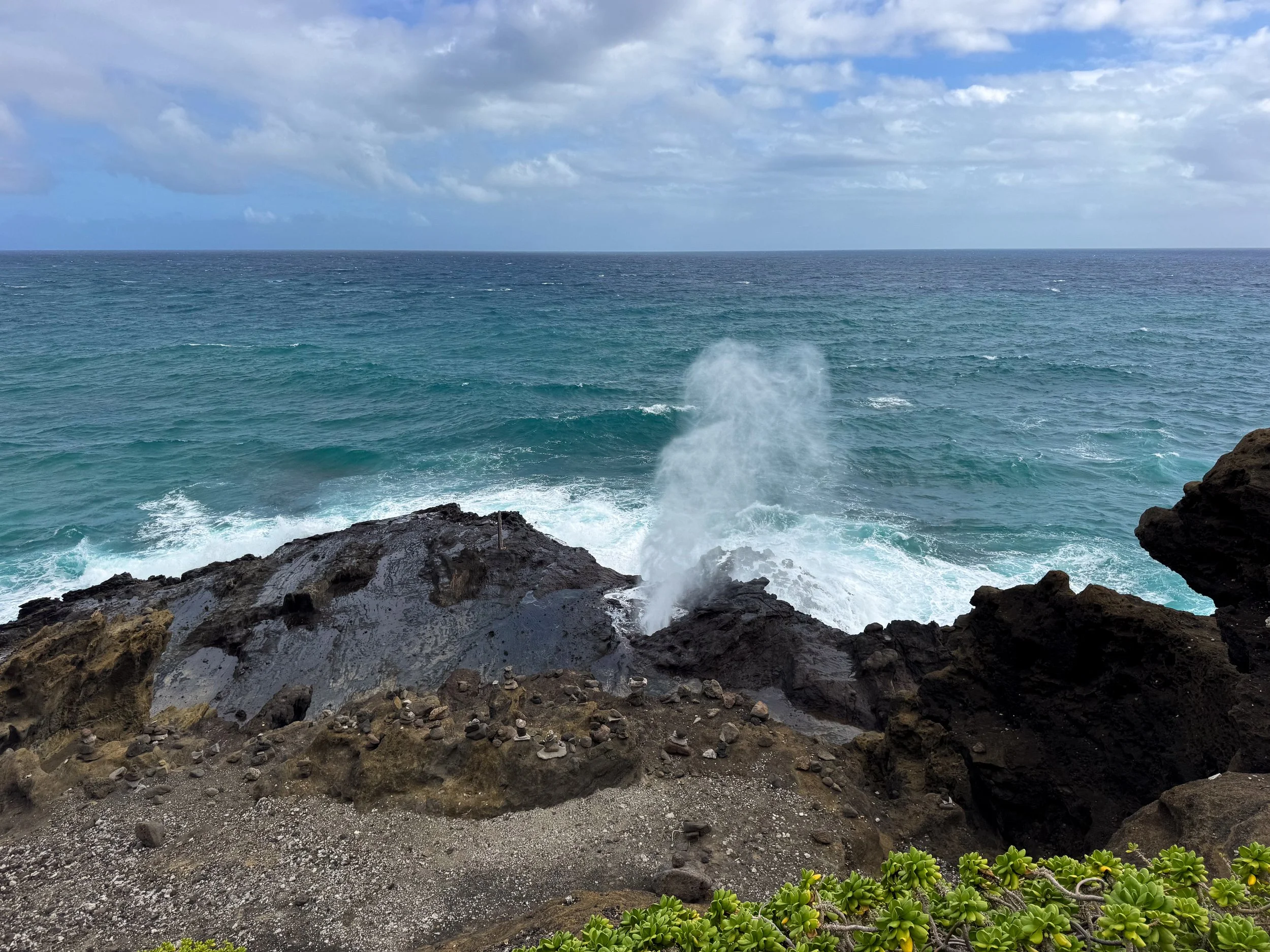 Halona_Blowhole_Lookout_02.jpg
