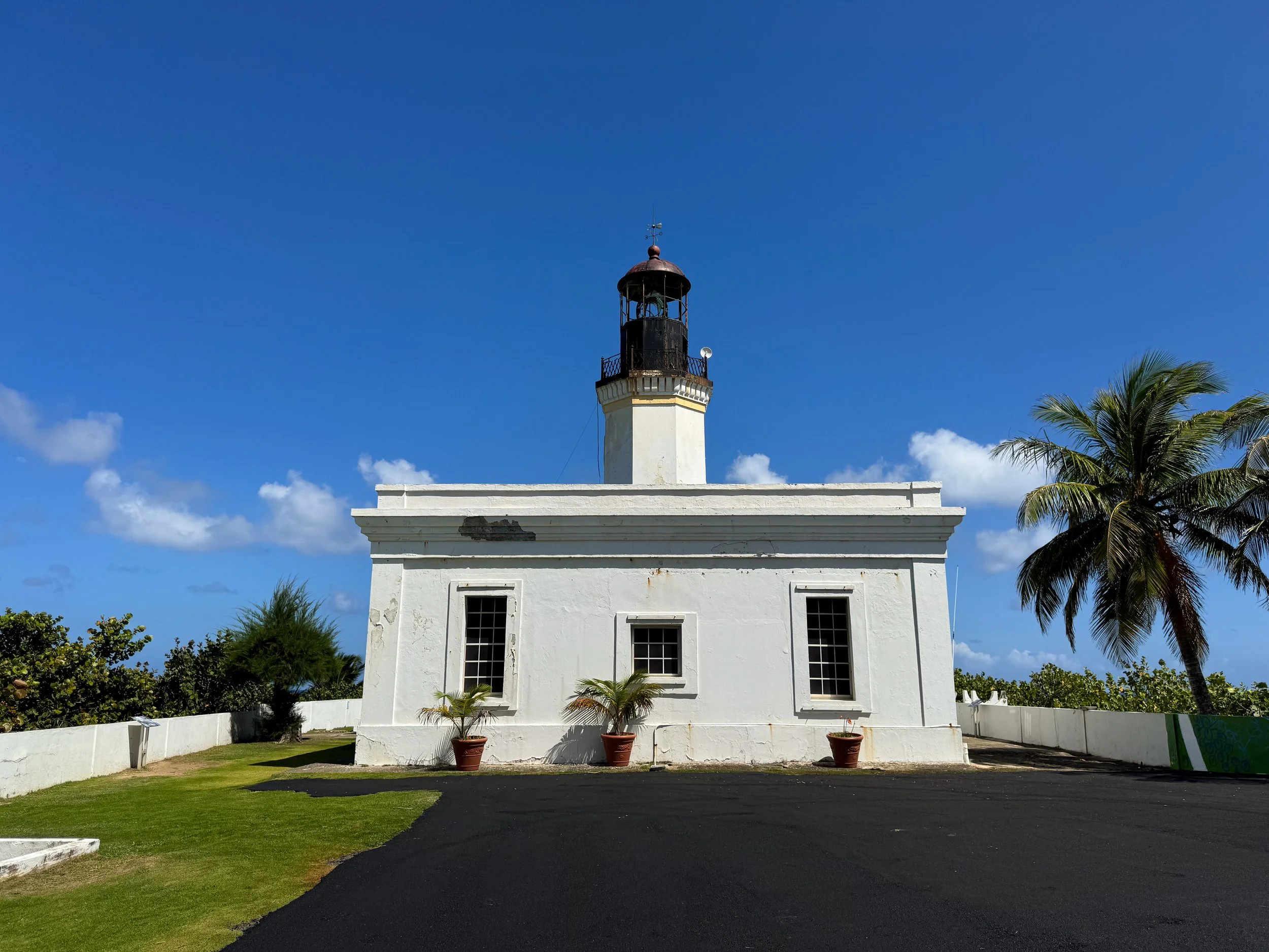 Faro_de_Punta_Tuna.jpg