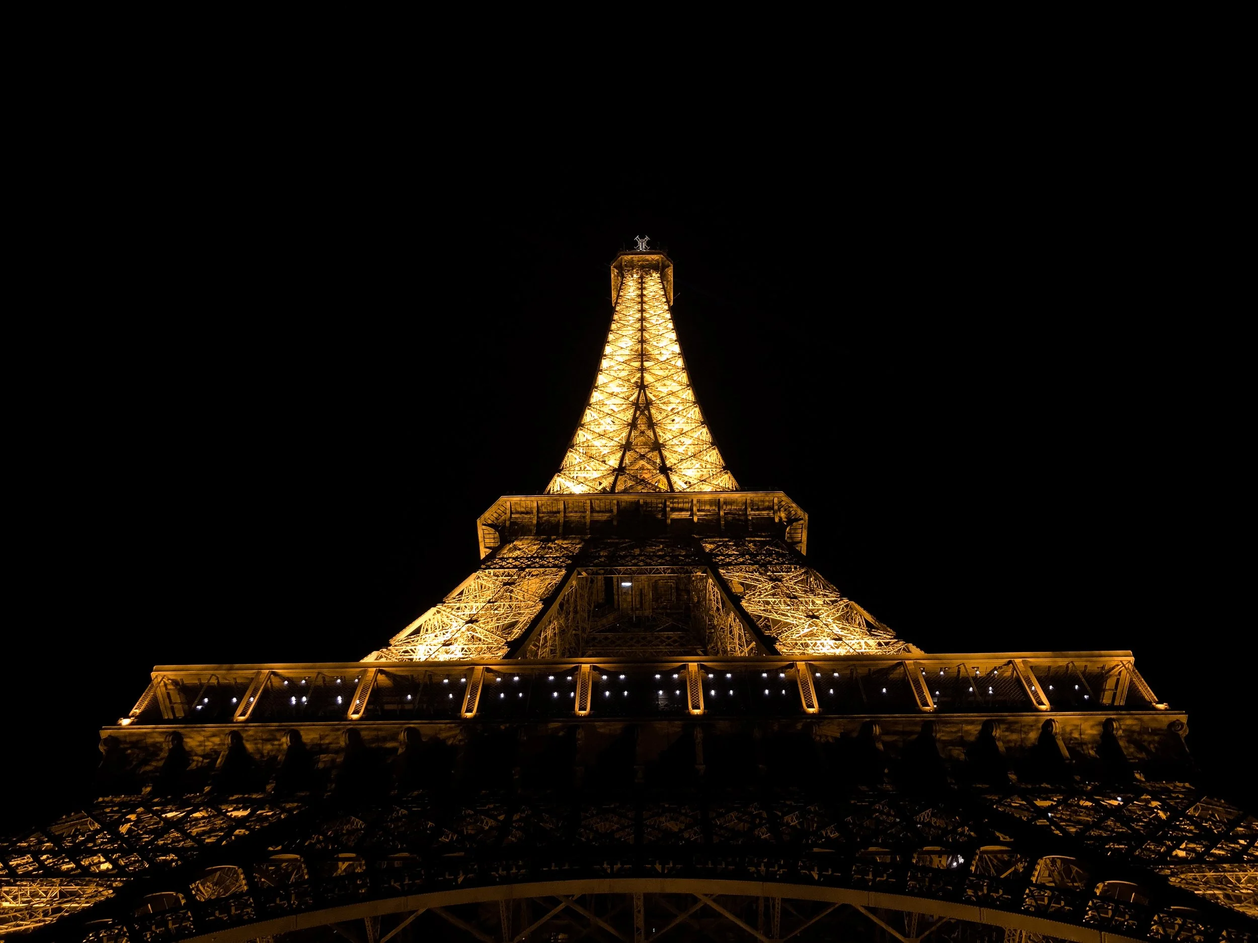 The_Eiffel_Tower_03.jpg