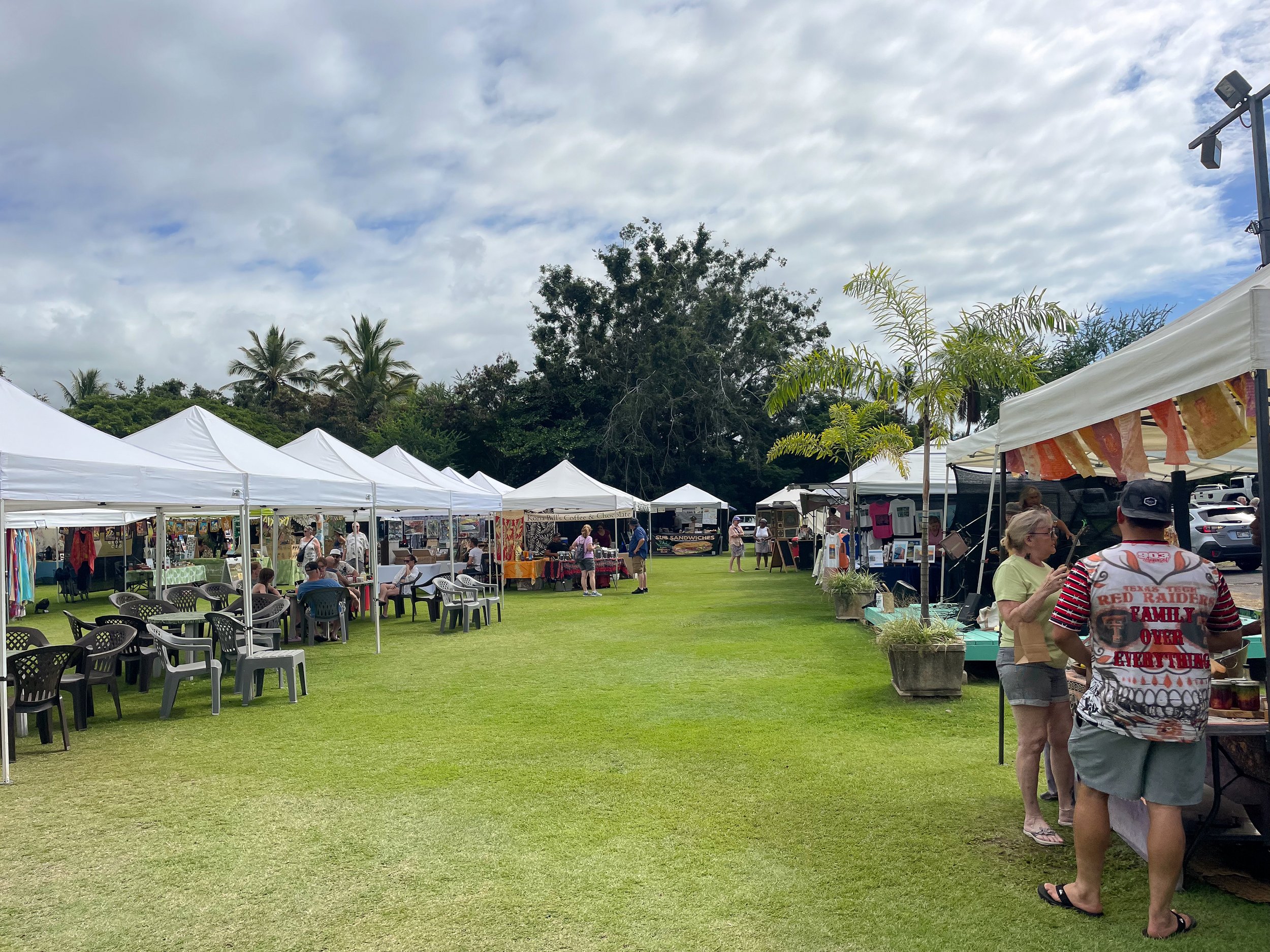 Ho'oulu_Farmers_Market.jpg