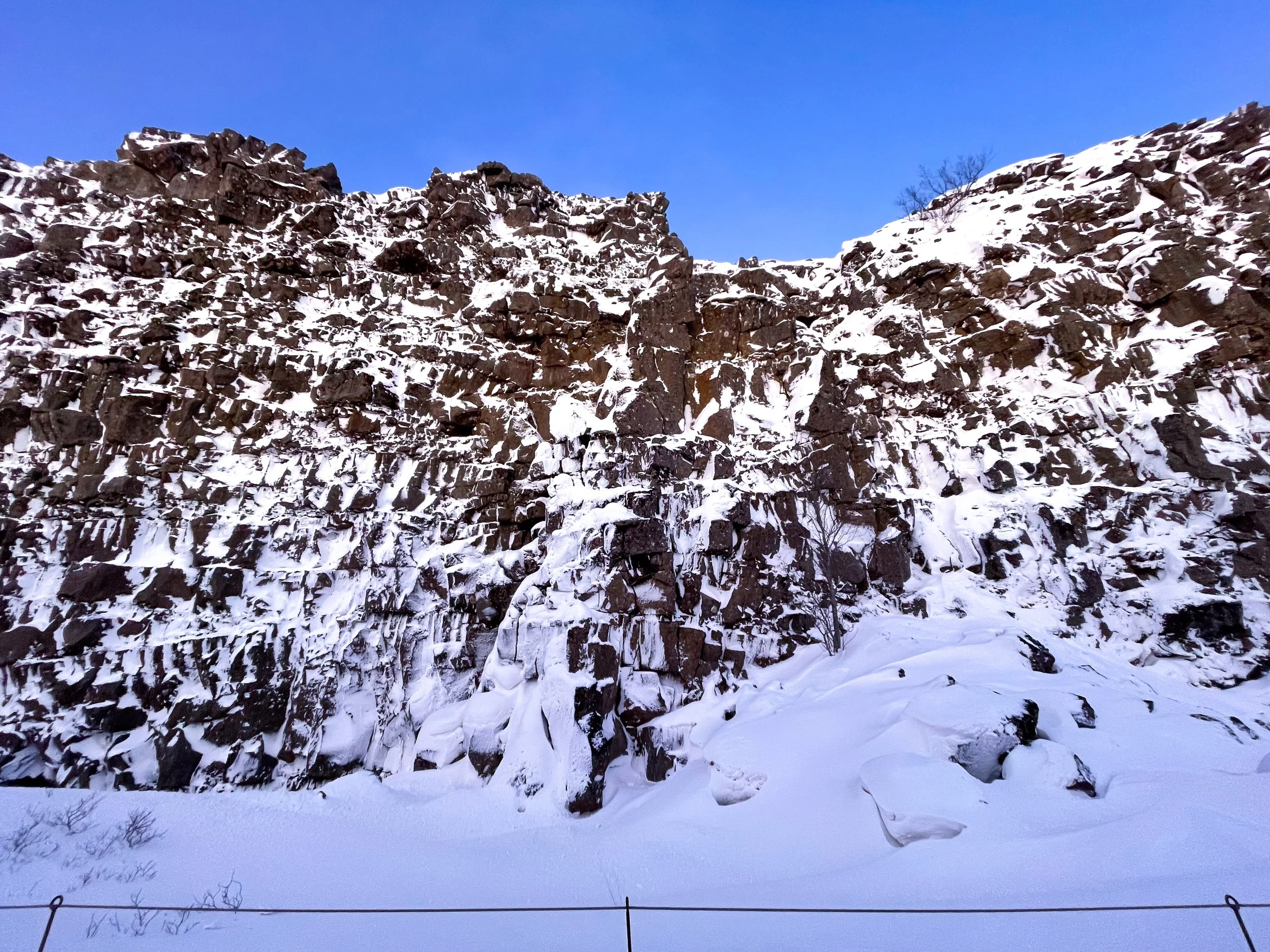 Þingvellir_National_Park_05.jpg