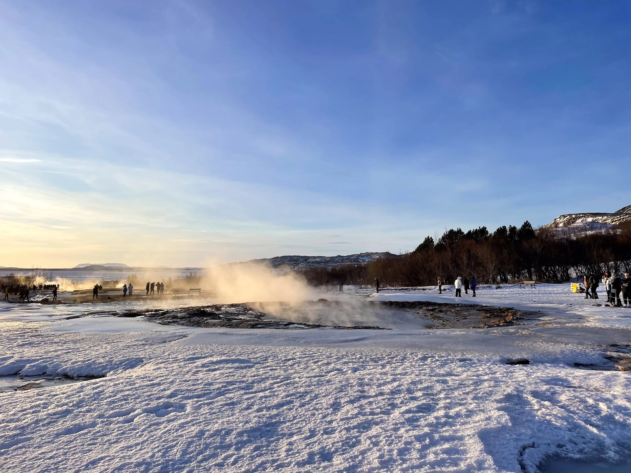 The_Strokkur_Geyser_03.jpg