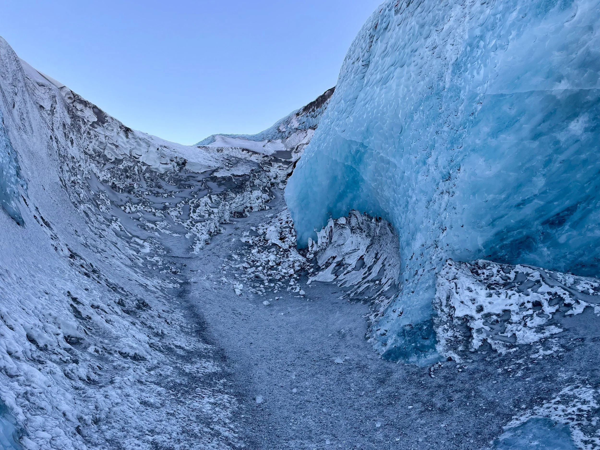 Sólheimajökull_Glacier_06.jpg