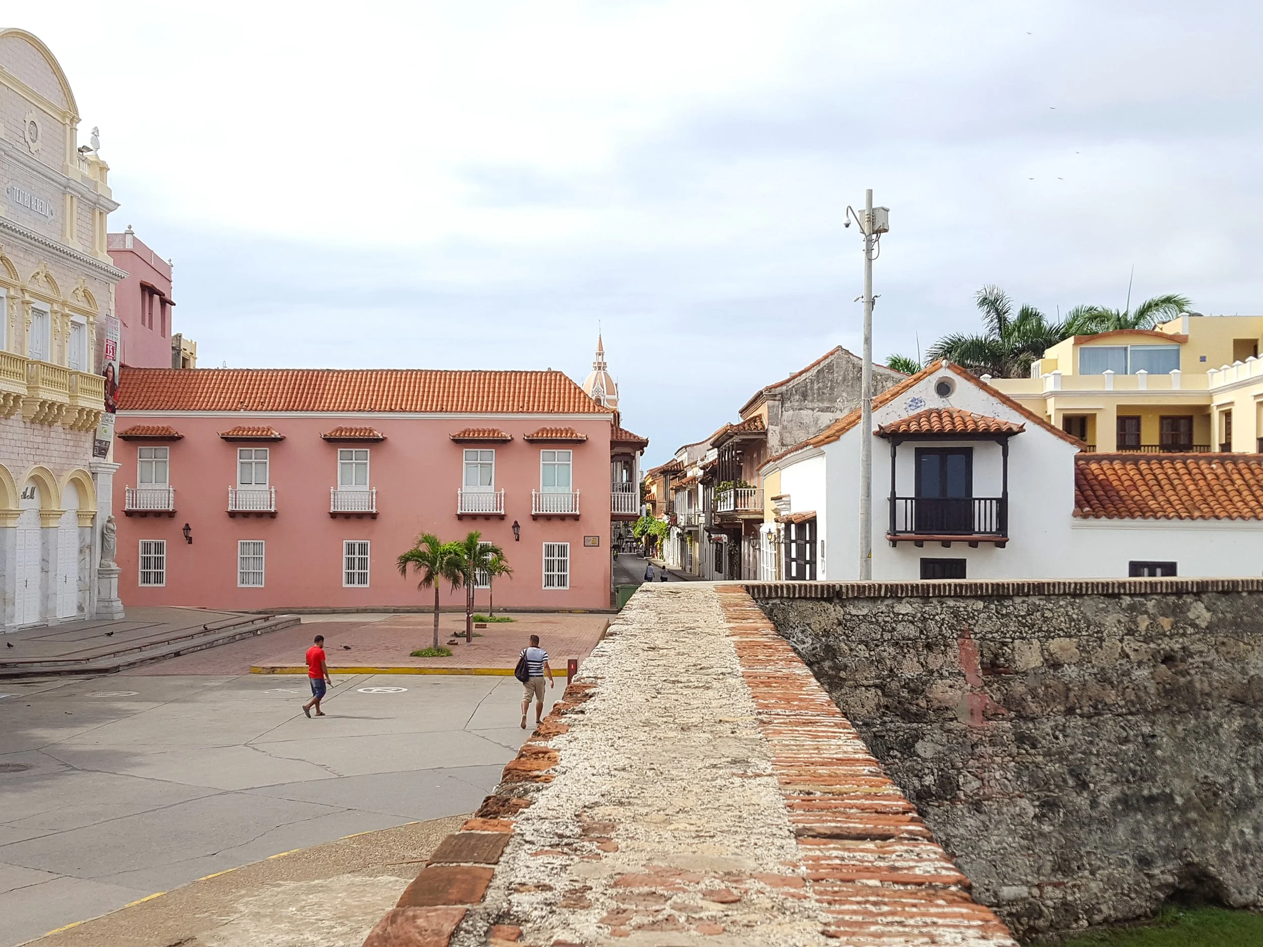 Cartagena_Walled_City_01.jpg