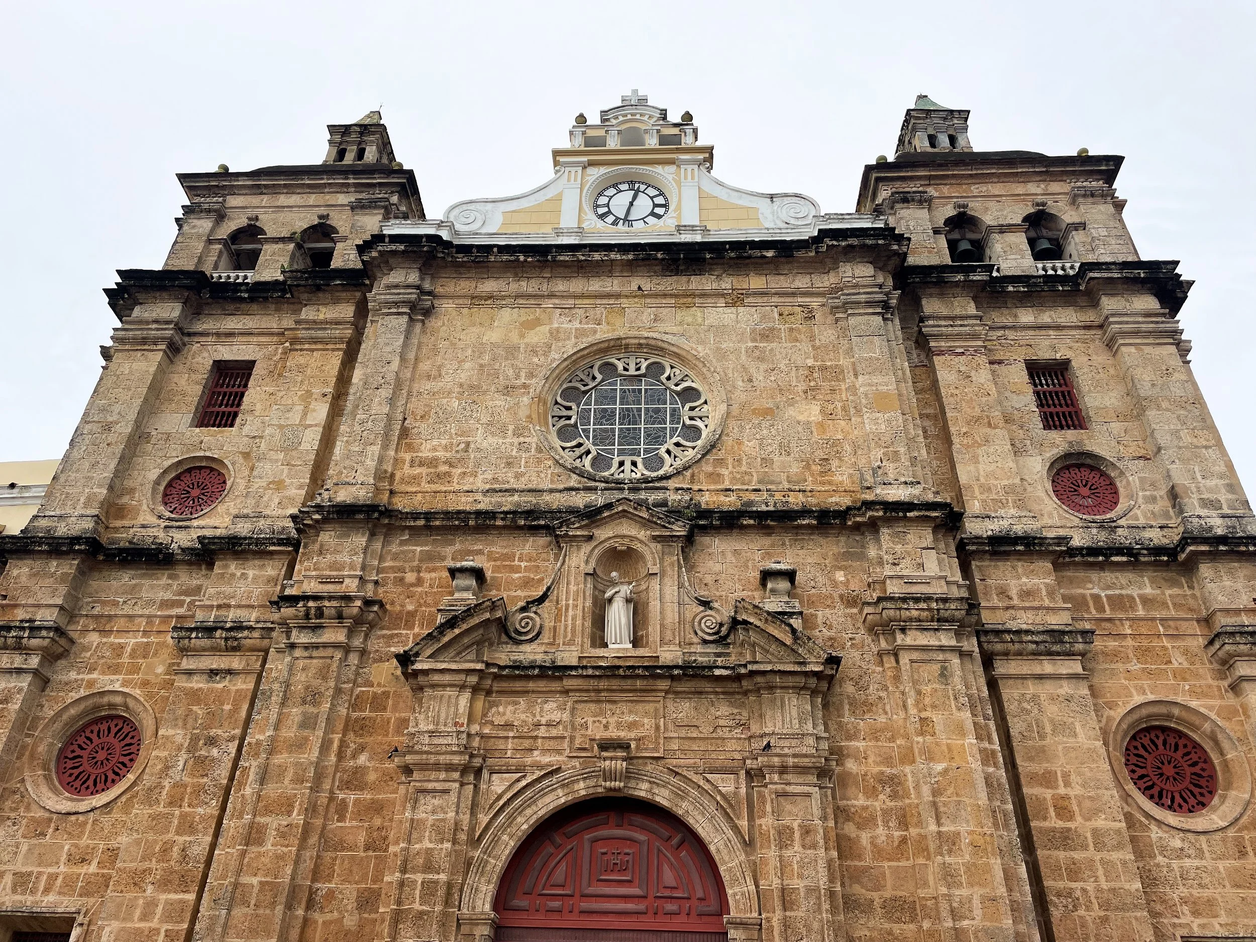 Iglesia_de_San_Pedro_Claver.jpg