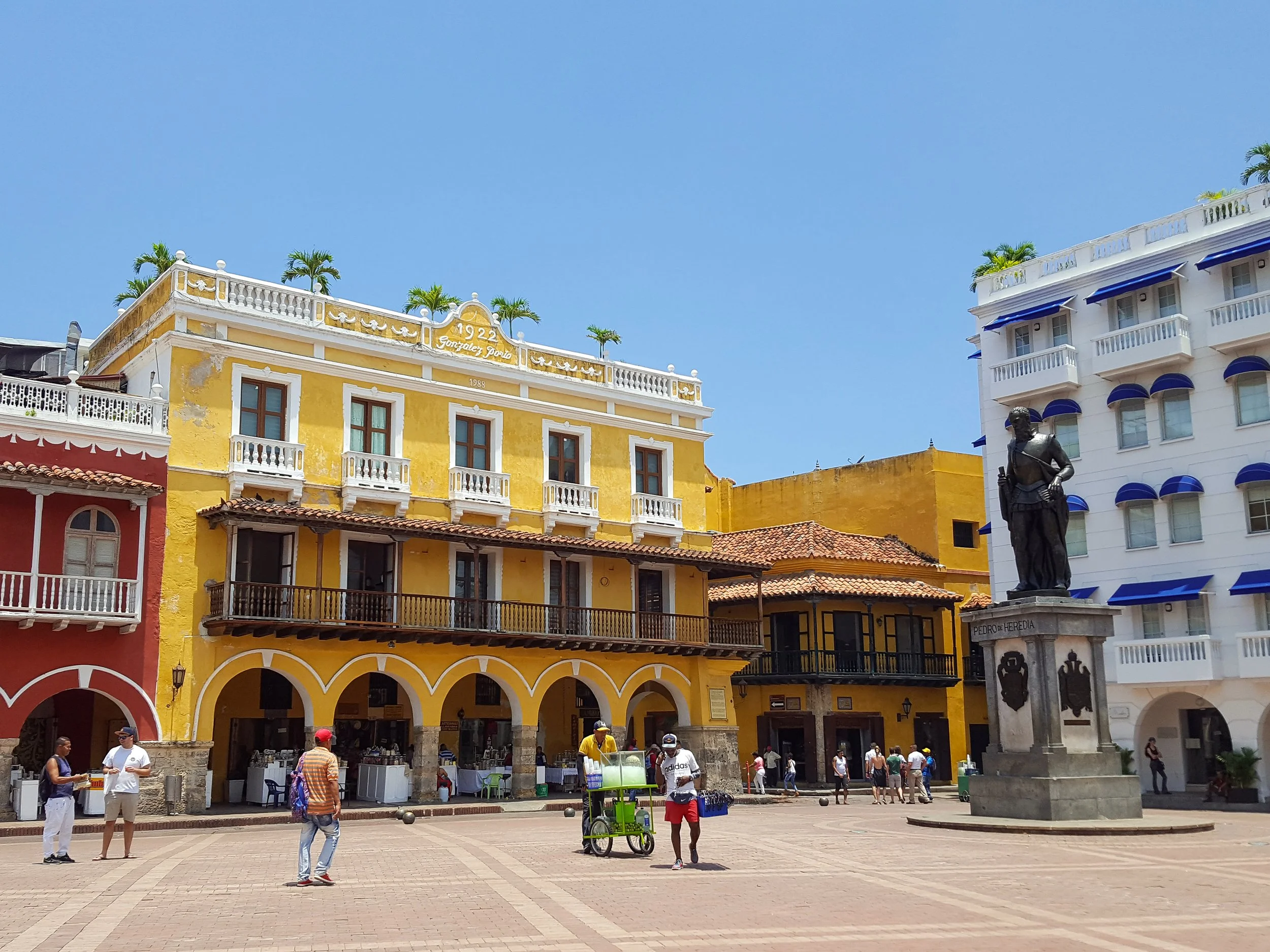 Plaza_de_la_Aduana.jpg