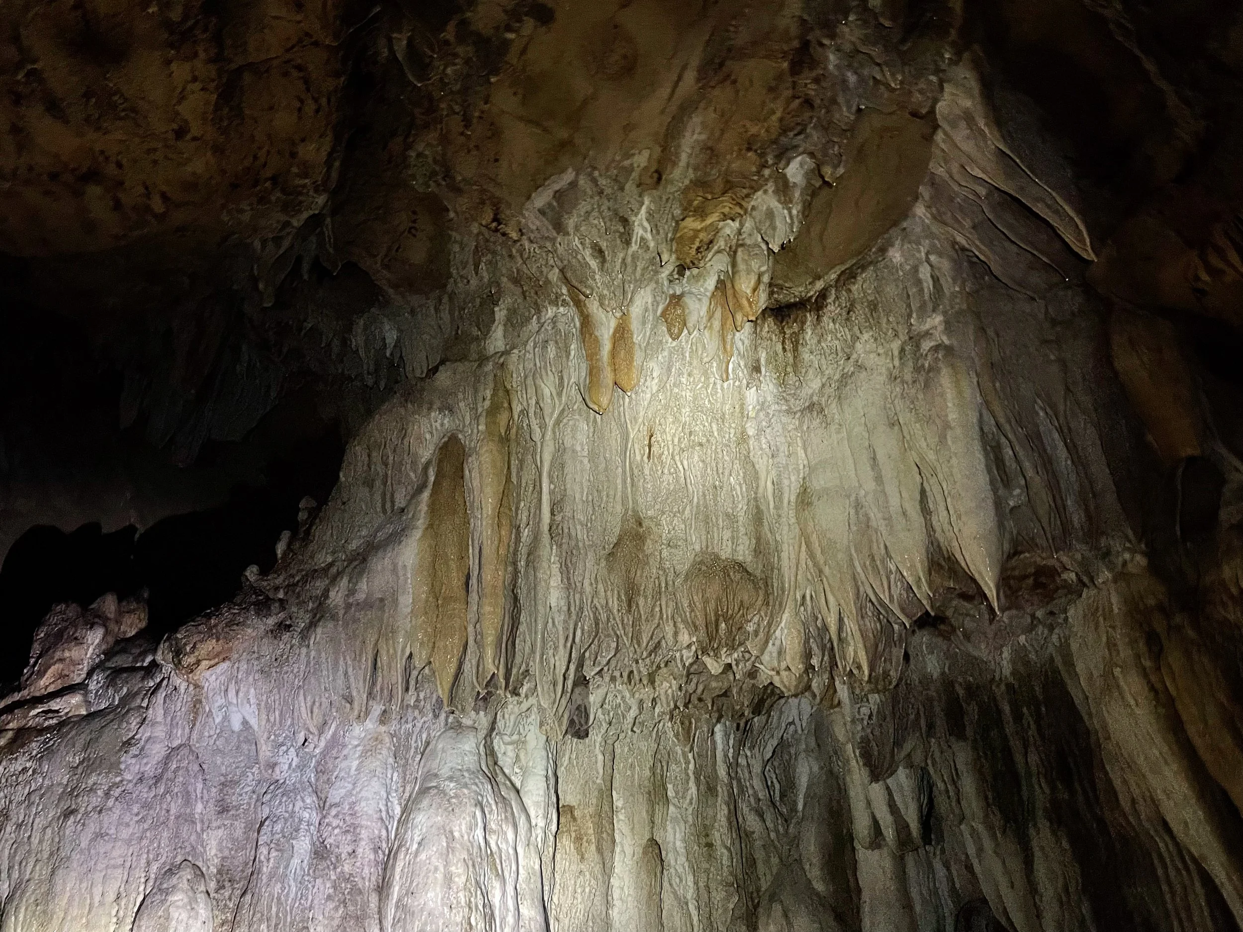 Venado_Caves_12.jpg