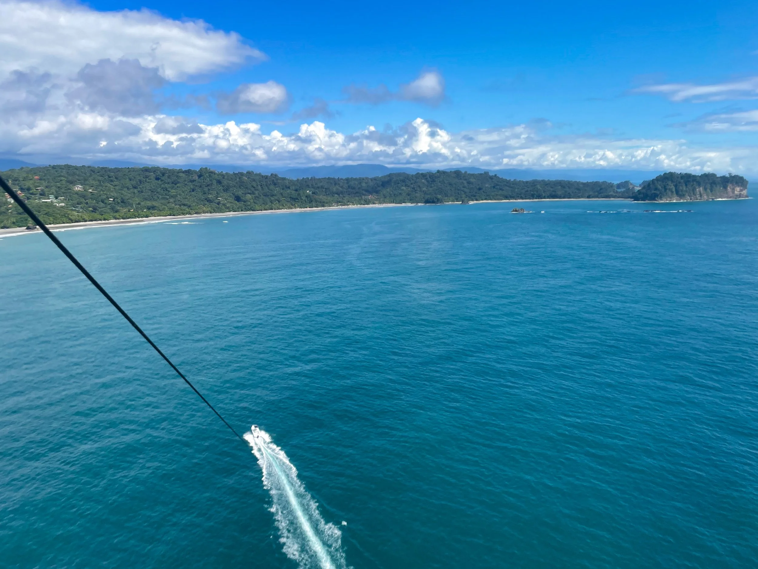 Aguas_Azules_Parasailing_02.jpg