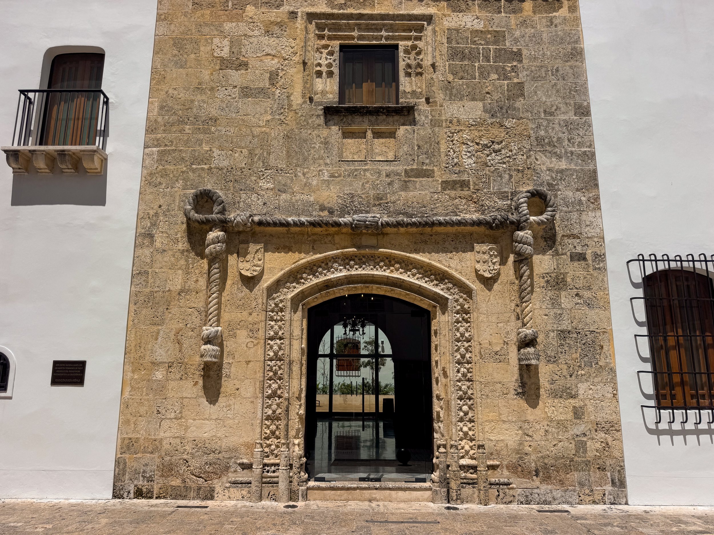 Santo_Domingo_Zona_Colonial_14.jpg