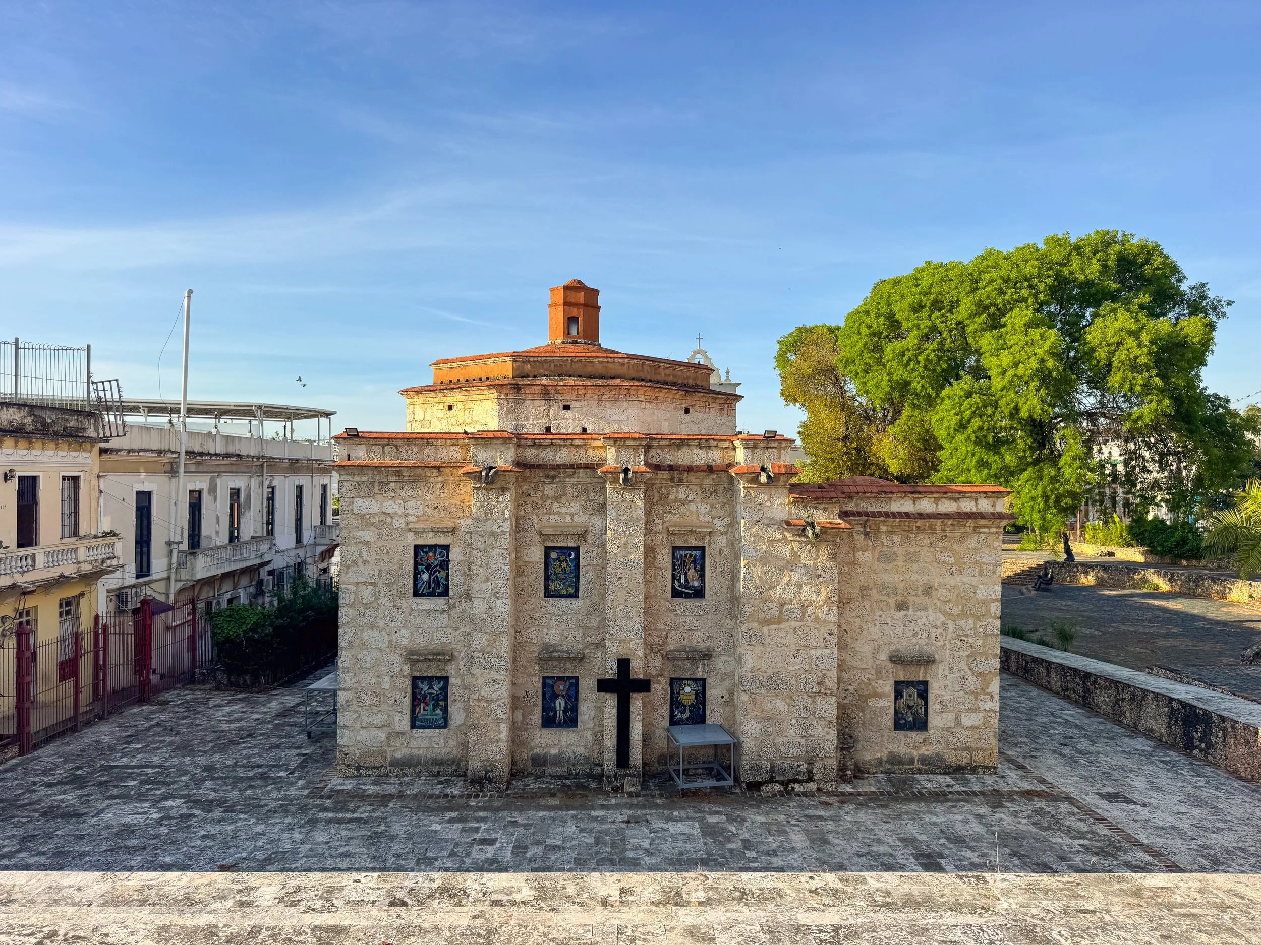 Catedral_Castrense_de_Santa_Bárbara_02.jpg