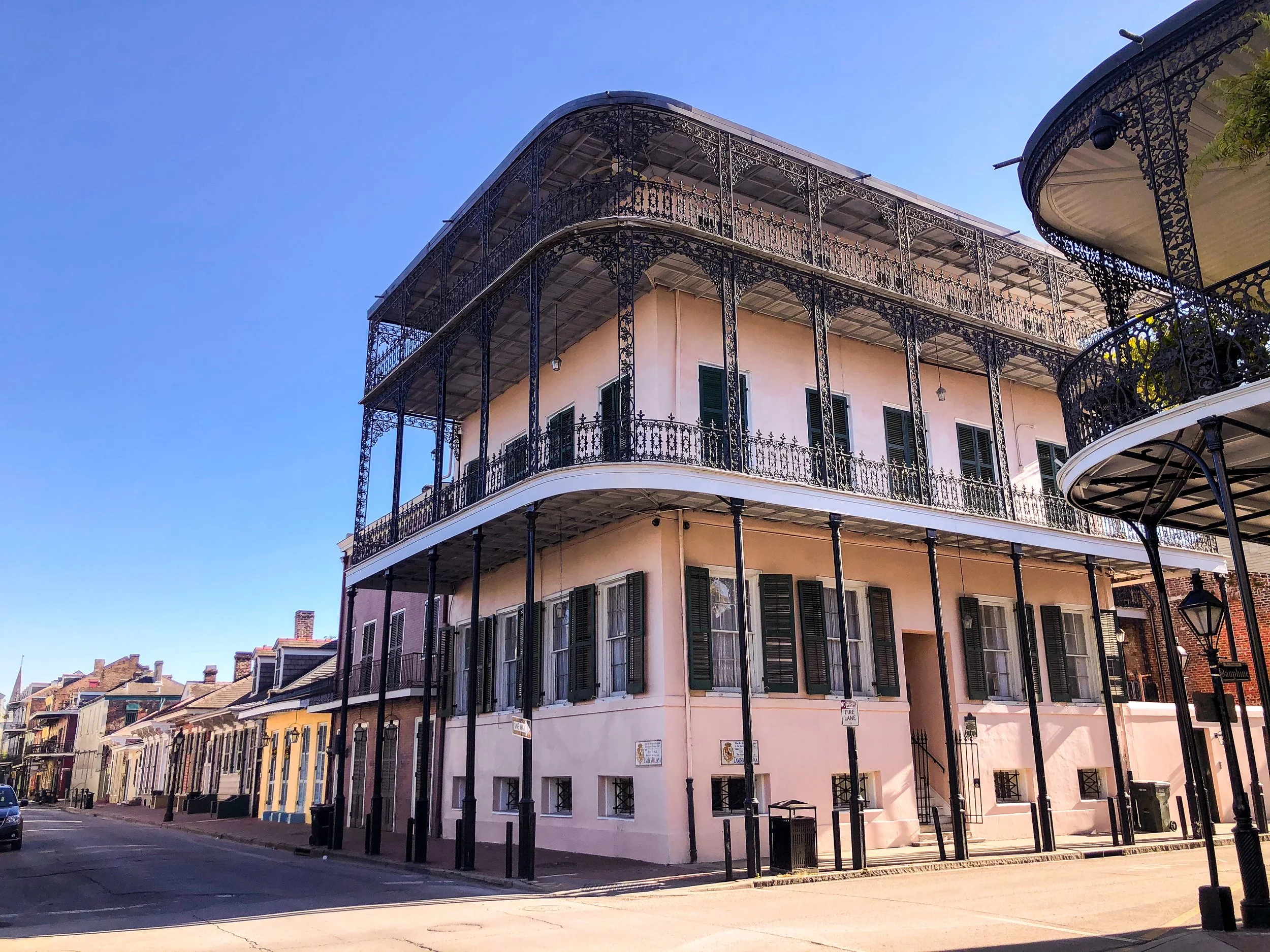 The_French_Quarter_01.jpg
