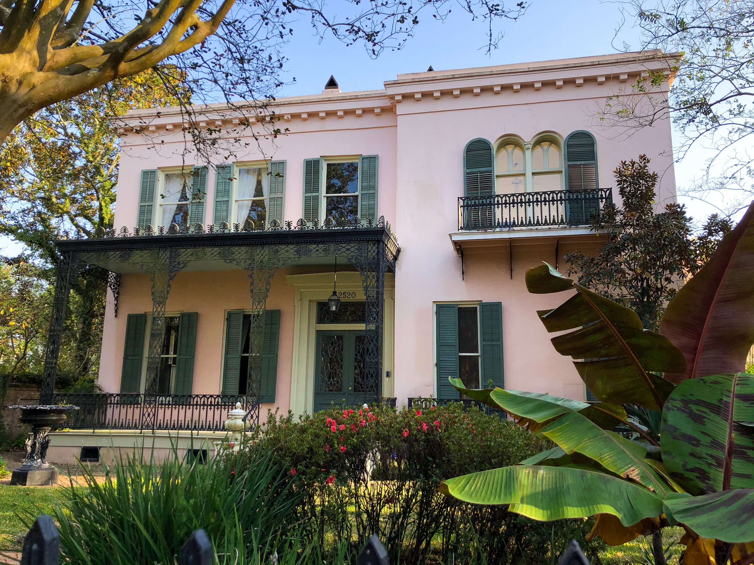 The_Garden_District_02.jpg