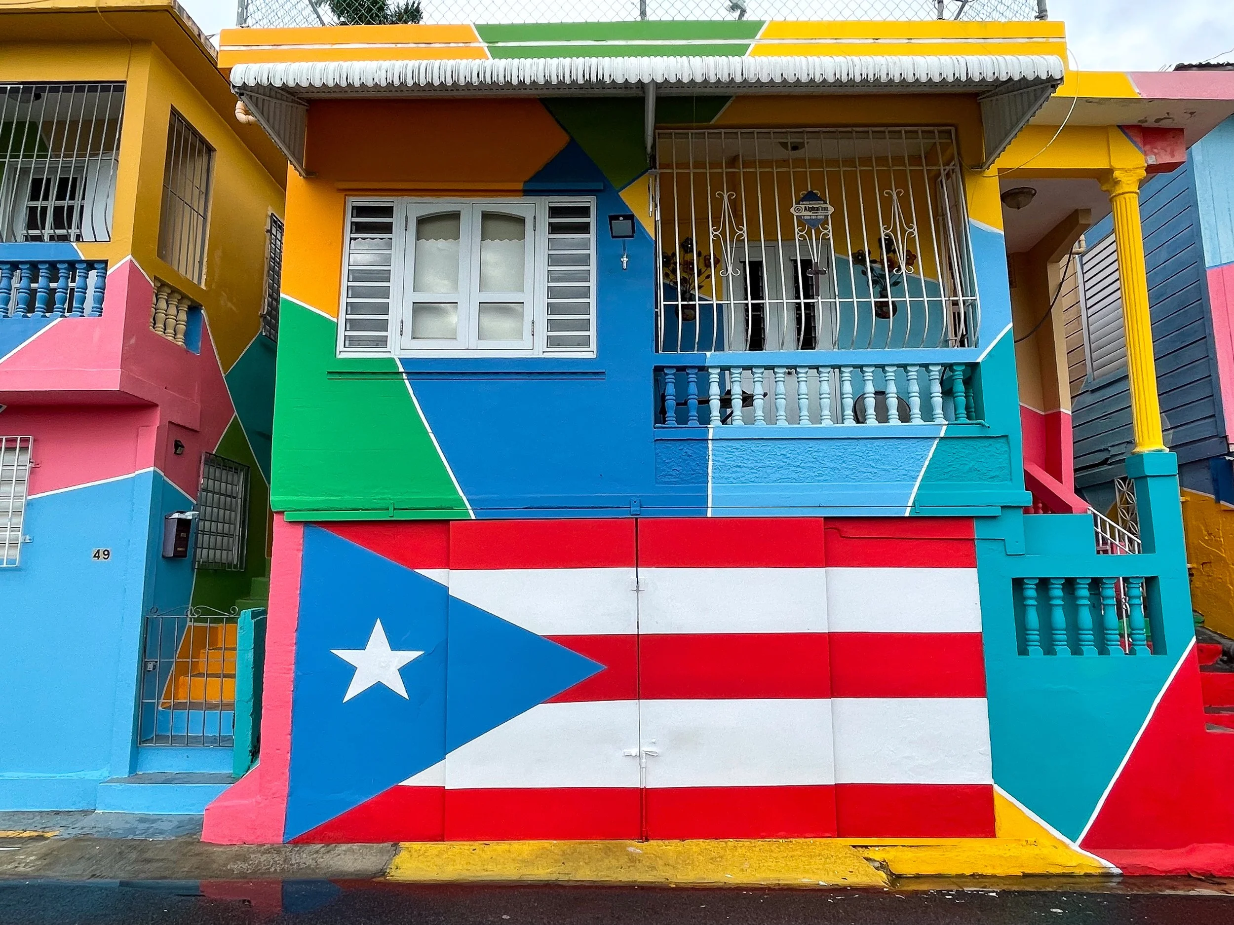 Casas_de_Colores_Aguadilla_04.jpg