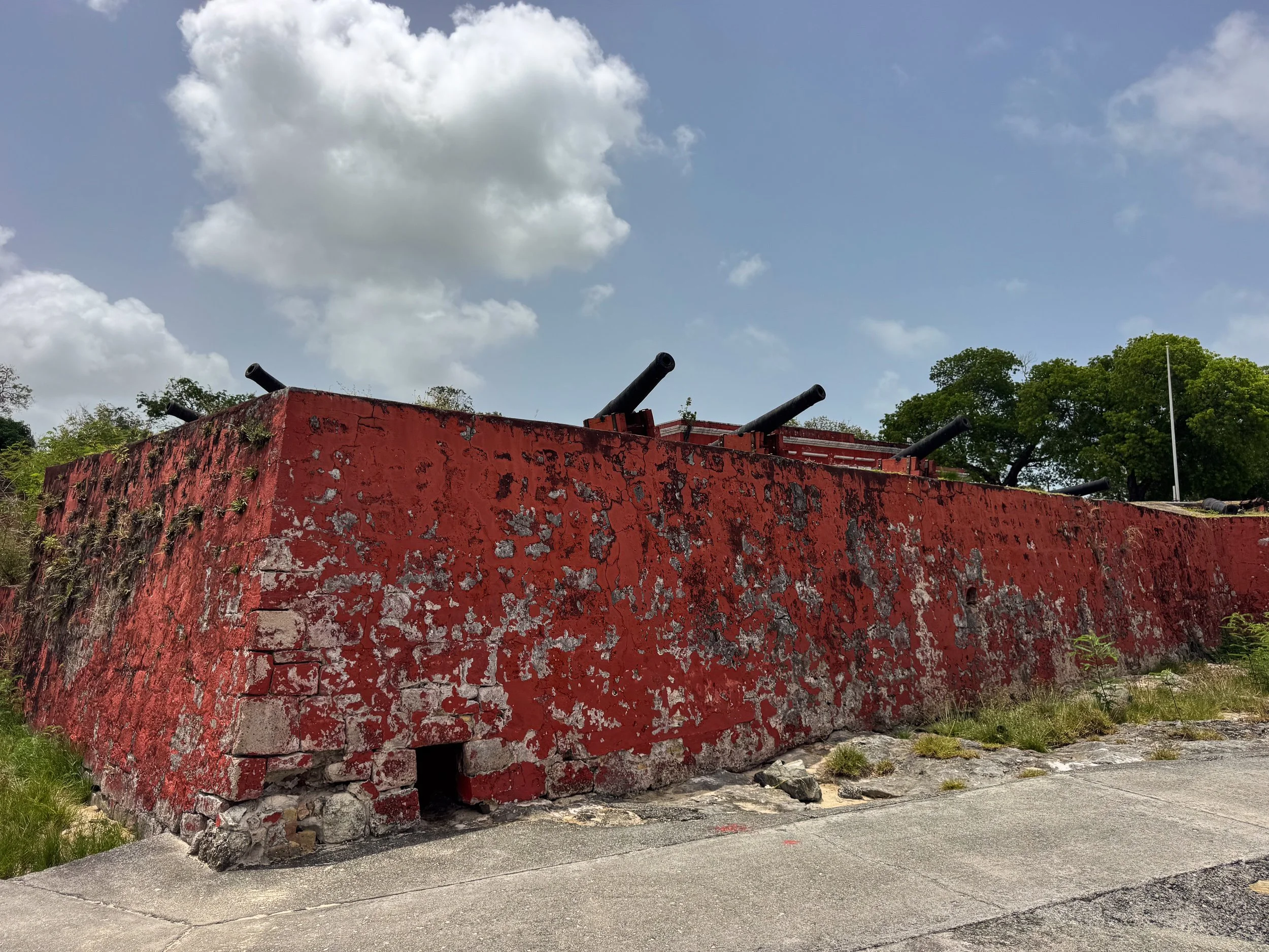 Fort_Frederik_01.jpg