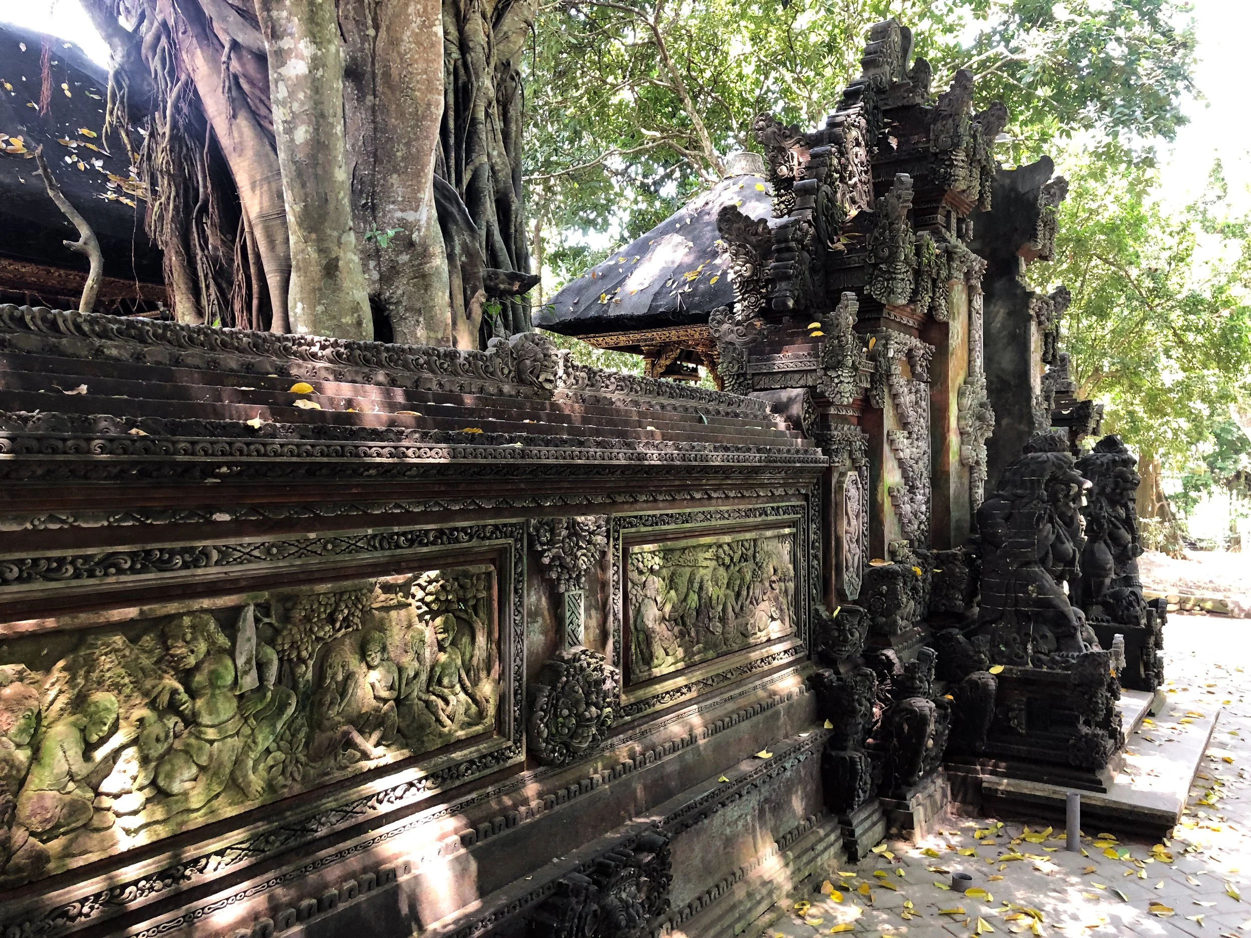Bali_ Sacred_Monkey_Forest_02.jpg