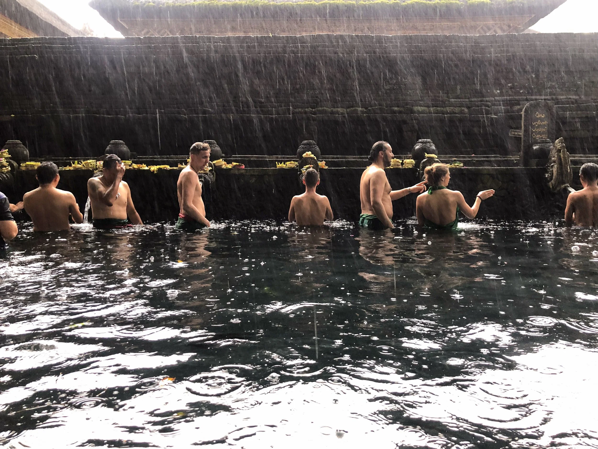 Tirta_Empul_Water_Temple_07.jpg