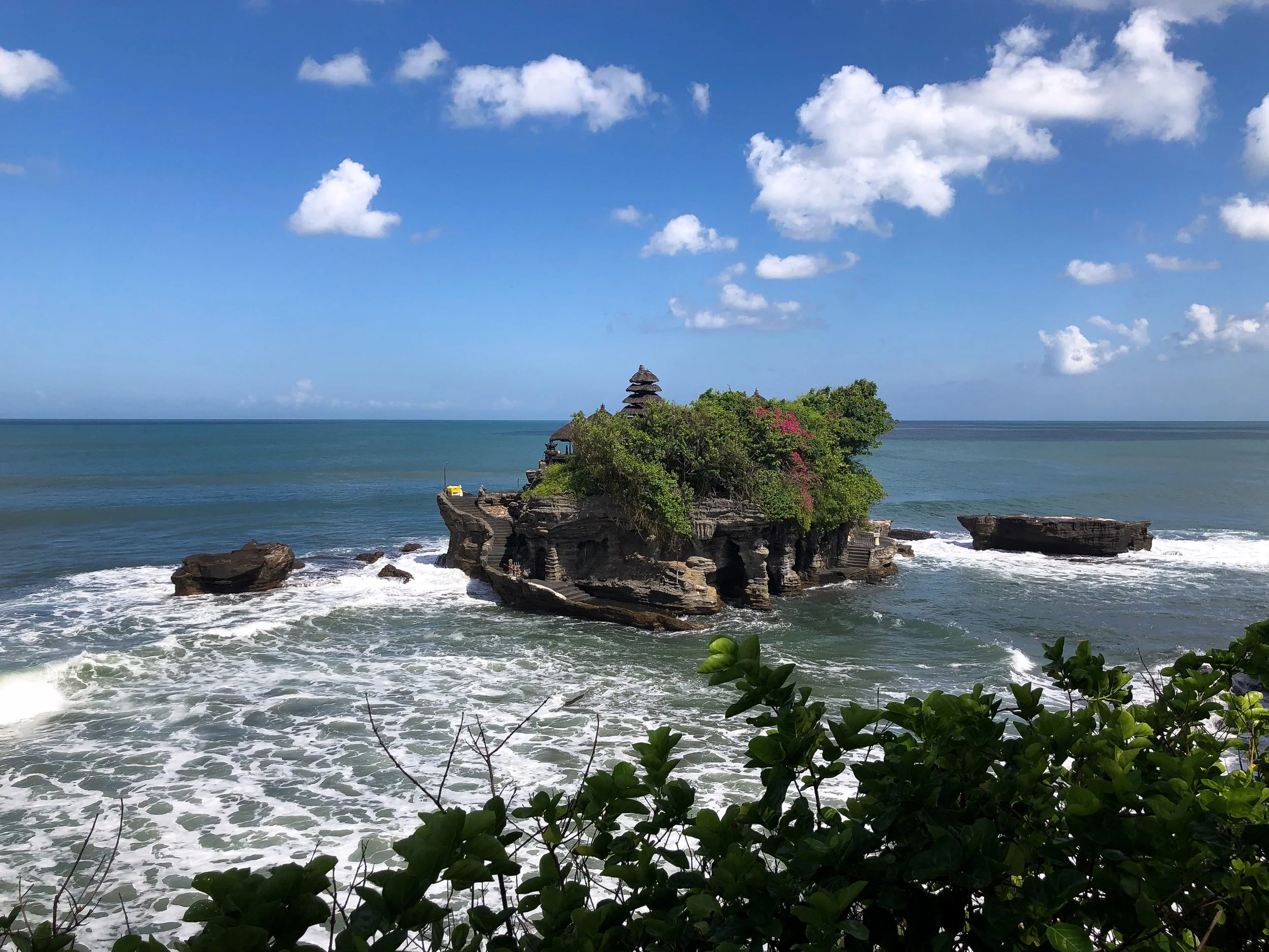 Tanah_Lot_Temple_05.jpg