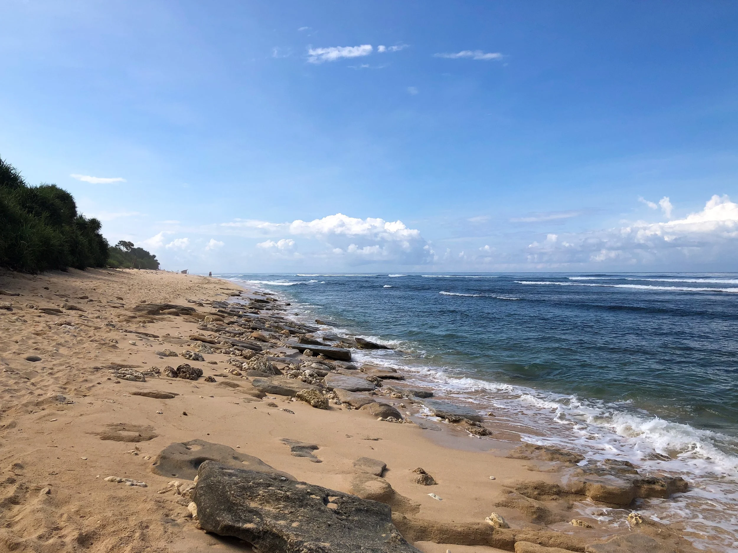 Nyang_Nyang_Beach_West_02.jpg