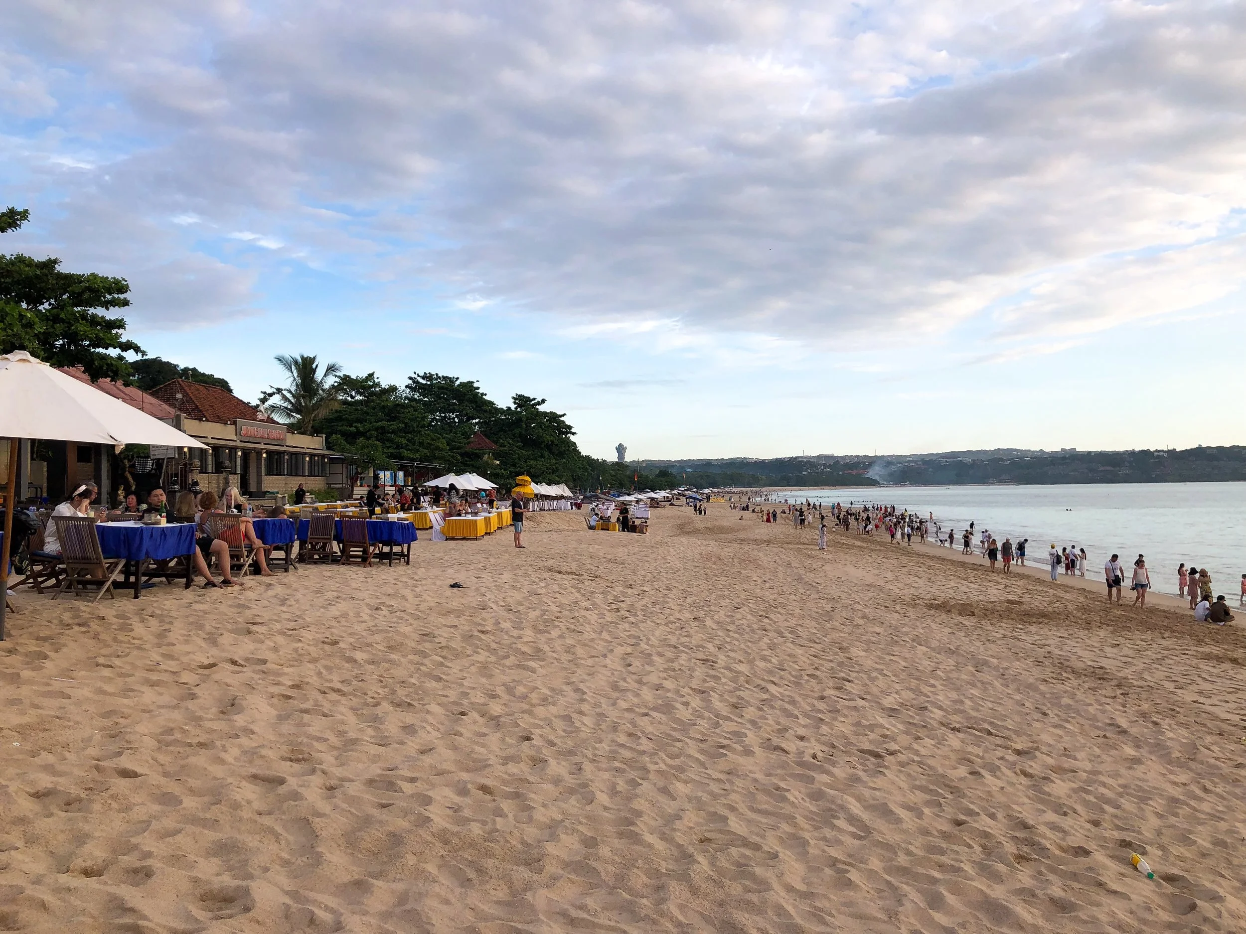 Jimbaran_Seafood_02.jpg