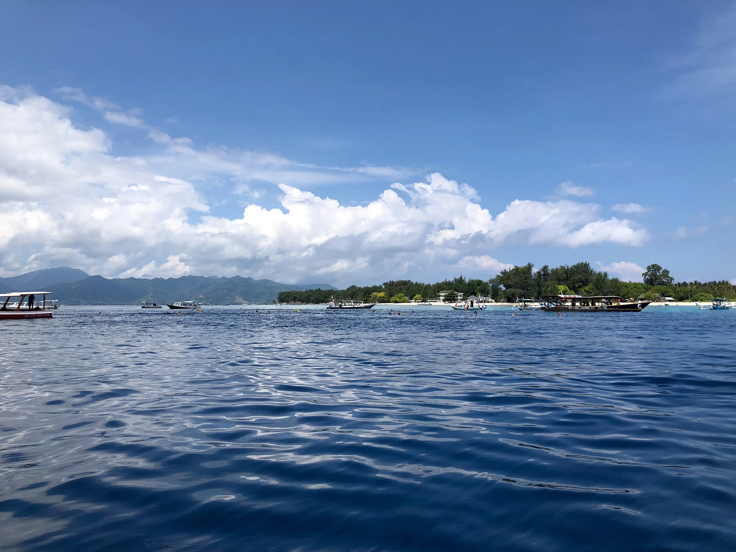 The_Gilis_Snorkel_Tour_06.jpg