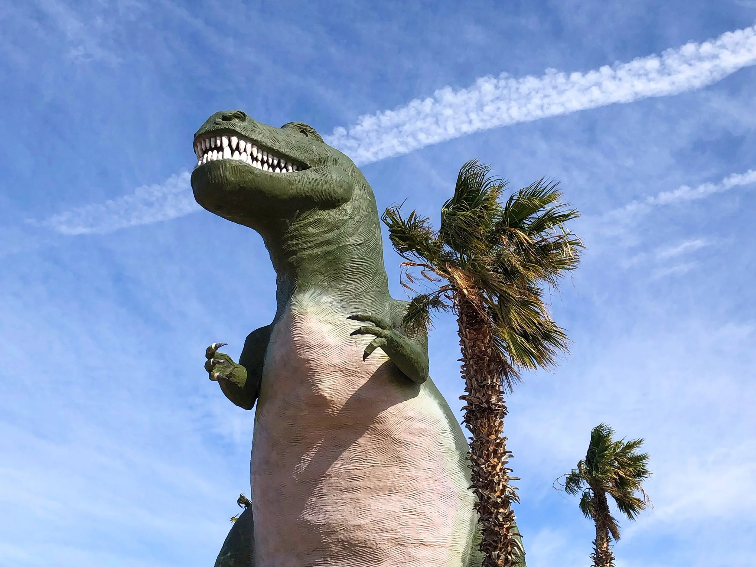Cabazon_Dinosaurs_01.jpg