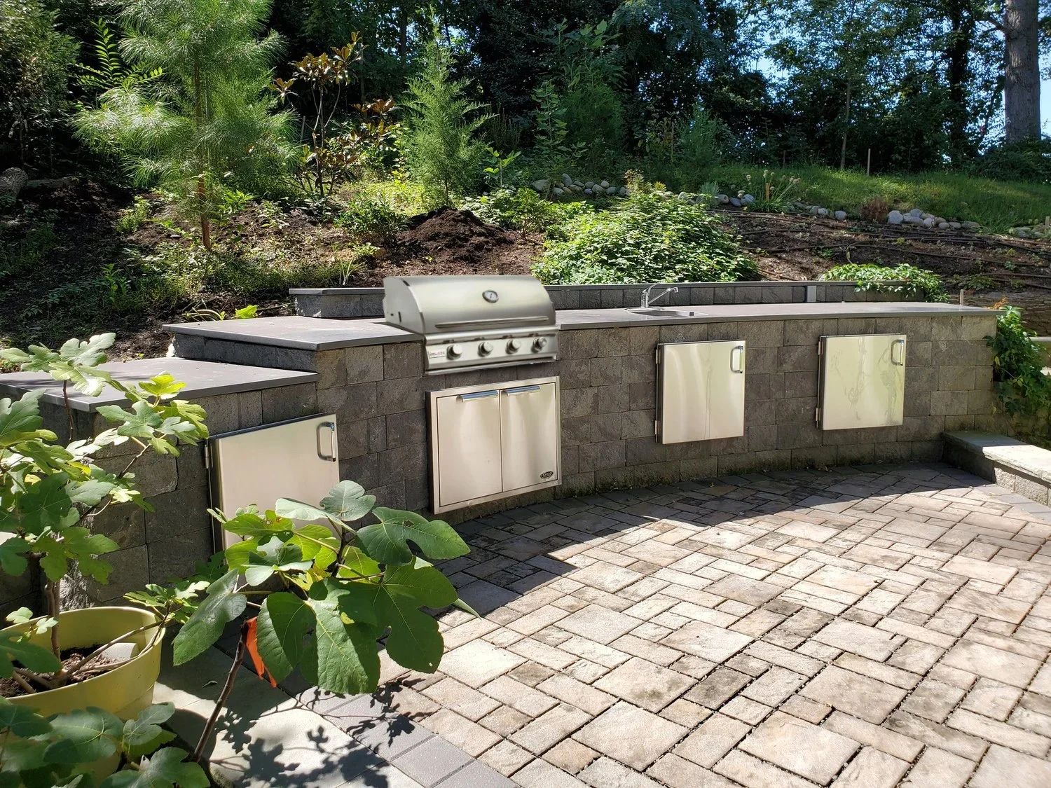 Outdoor Kitchen