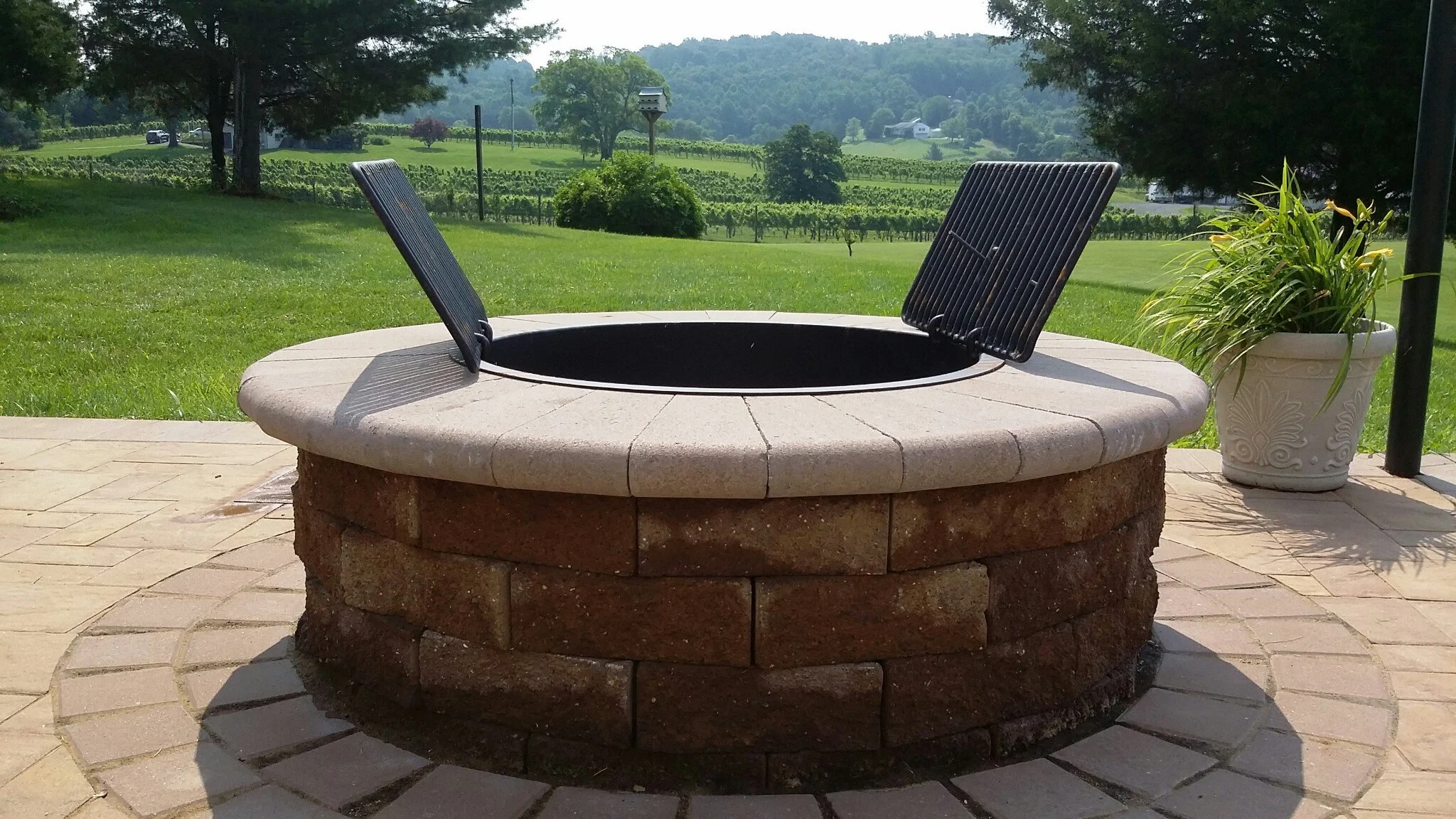 Fire Pit with Grill