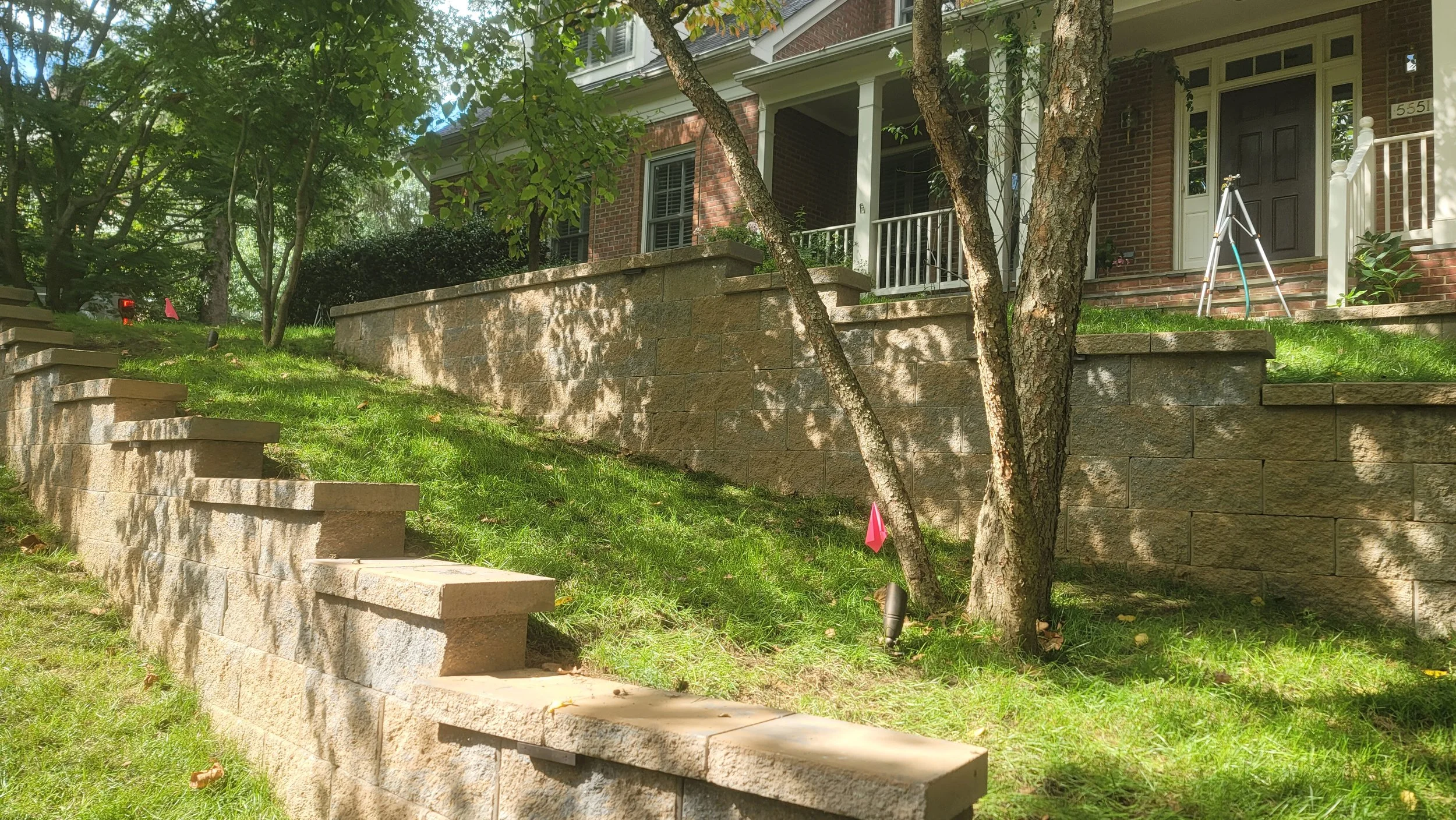 Retaining wall